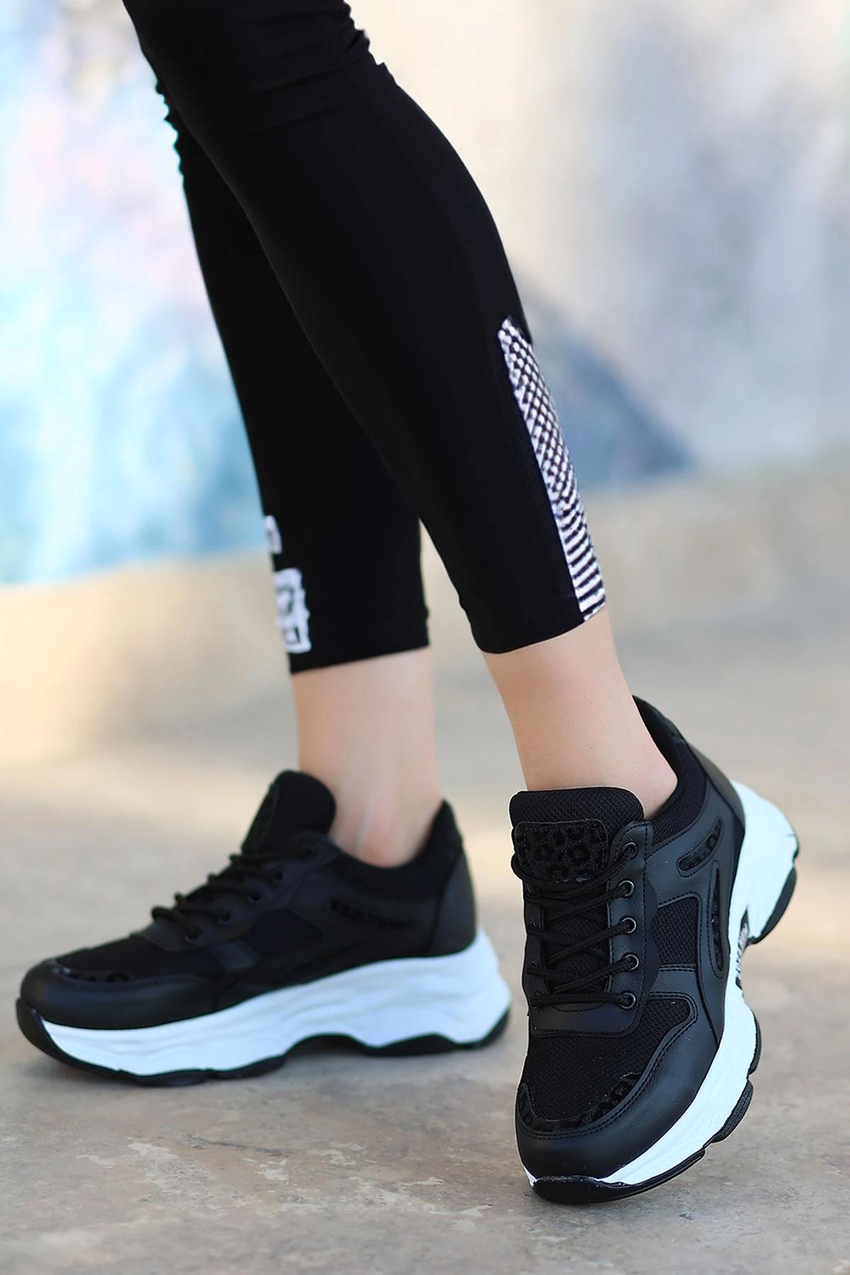 Frm-101 Tabanlı Bağcıklı Spor