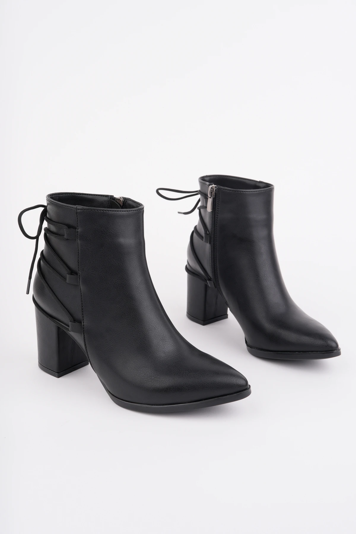 Greta Kalın Topuk Arkası Bağlı Bot