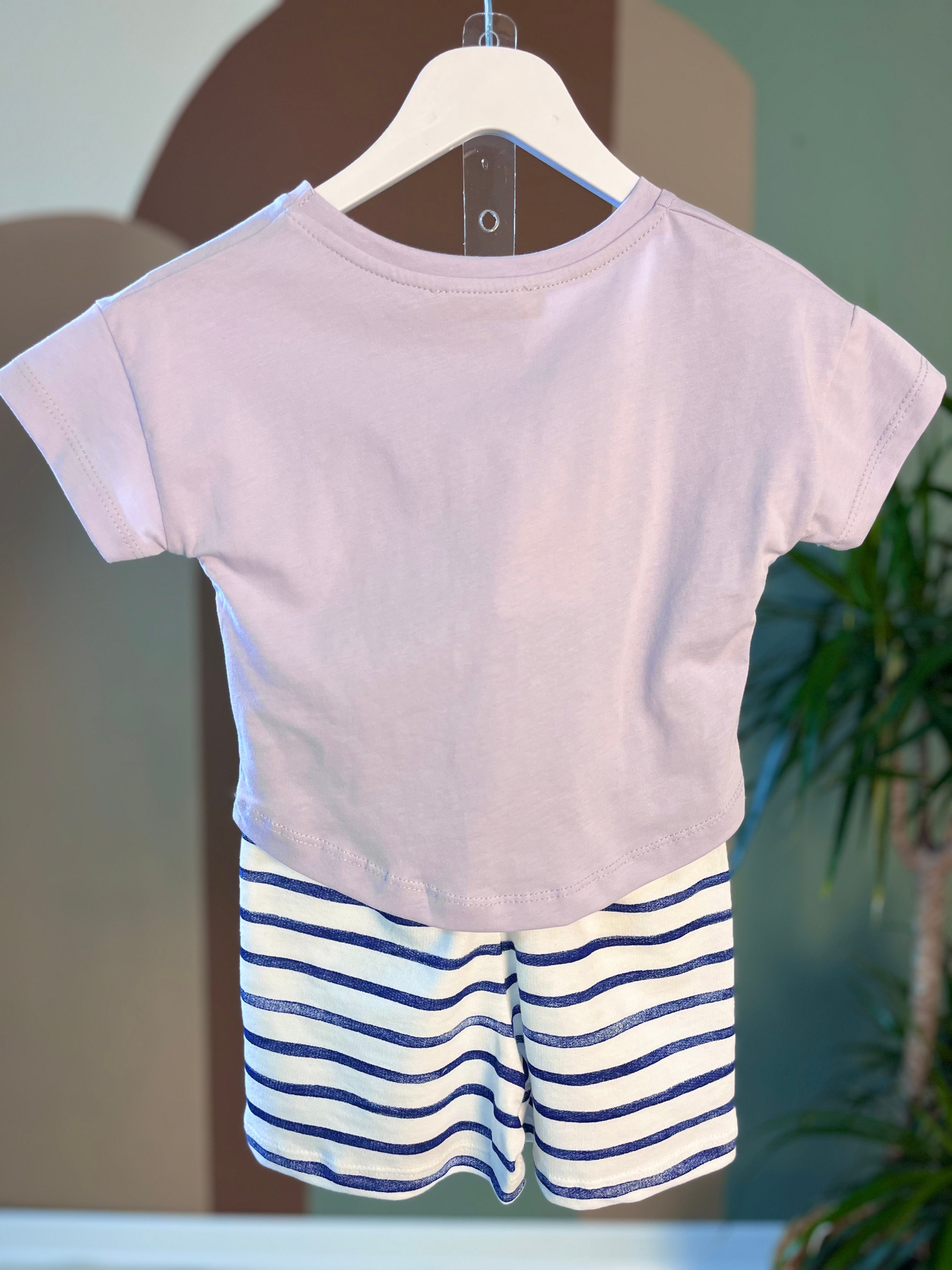 Lila Tshirt Çizgili şort takım