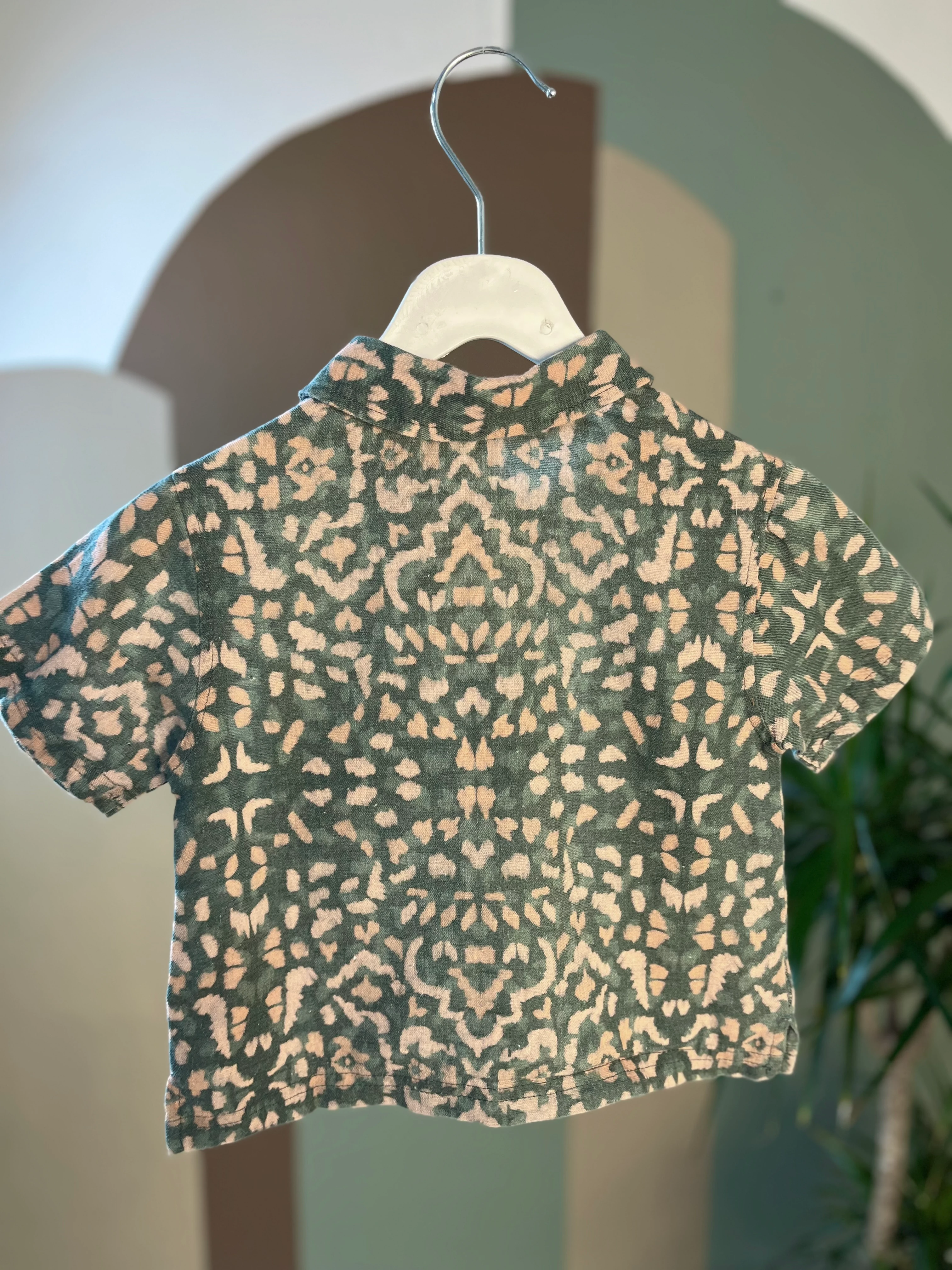 Desenli Yeşil Gömlek