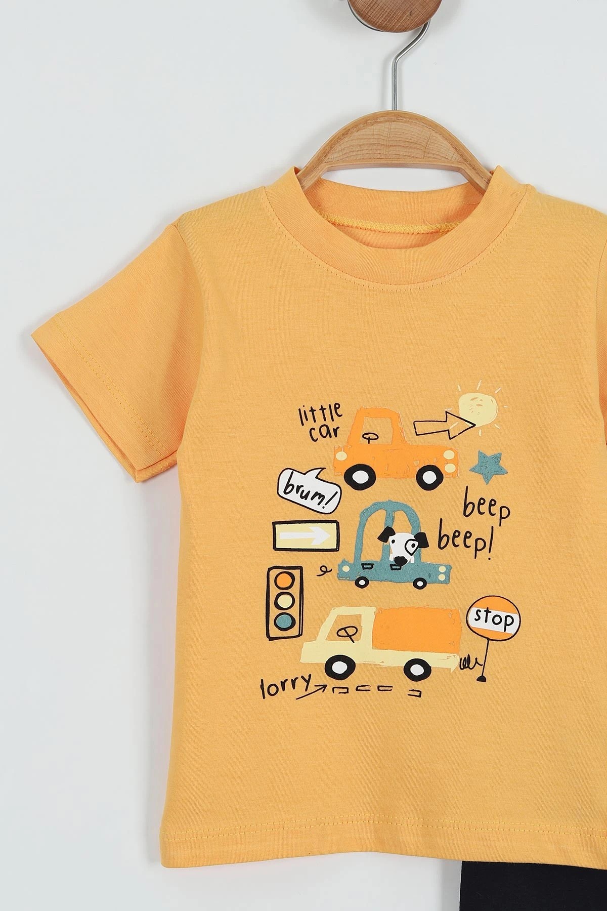 Use Baby Beep Stop Baskılı Şortlu Erkek Çocuk Takım