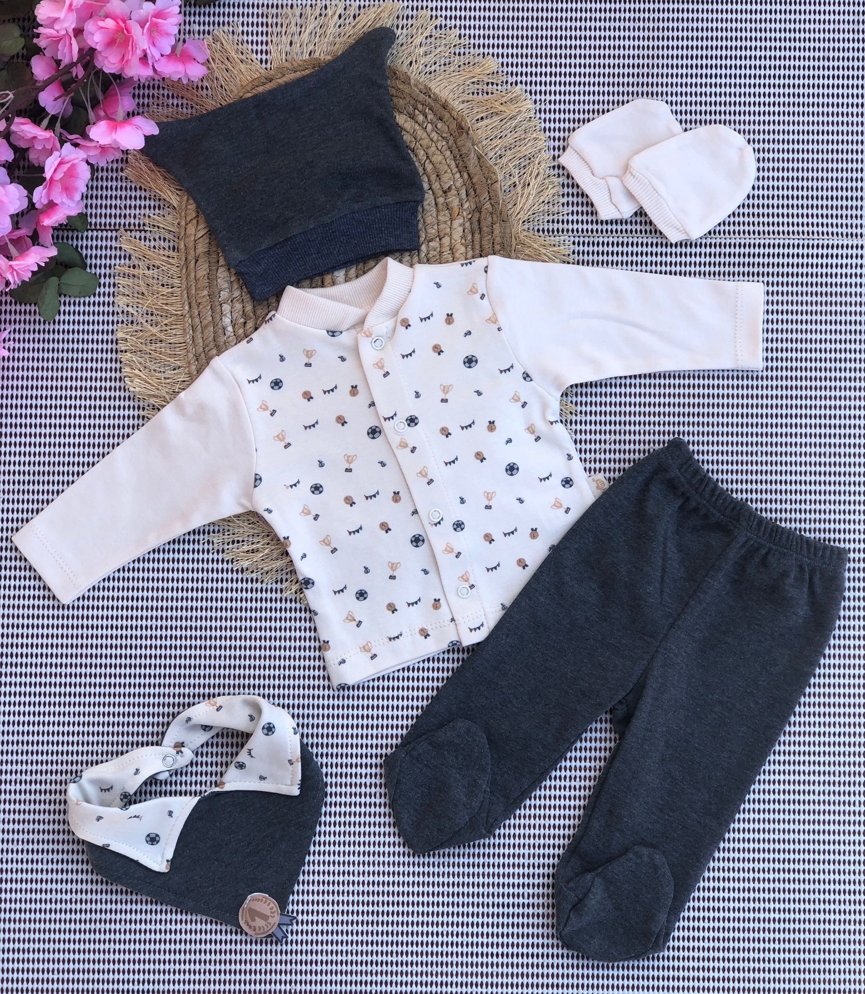 Babyim Kupalı Baskılı Yenidoğan 5'li Set - Siyah