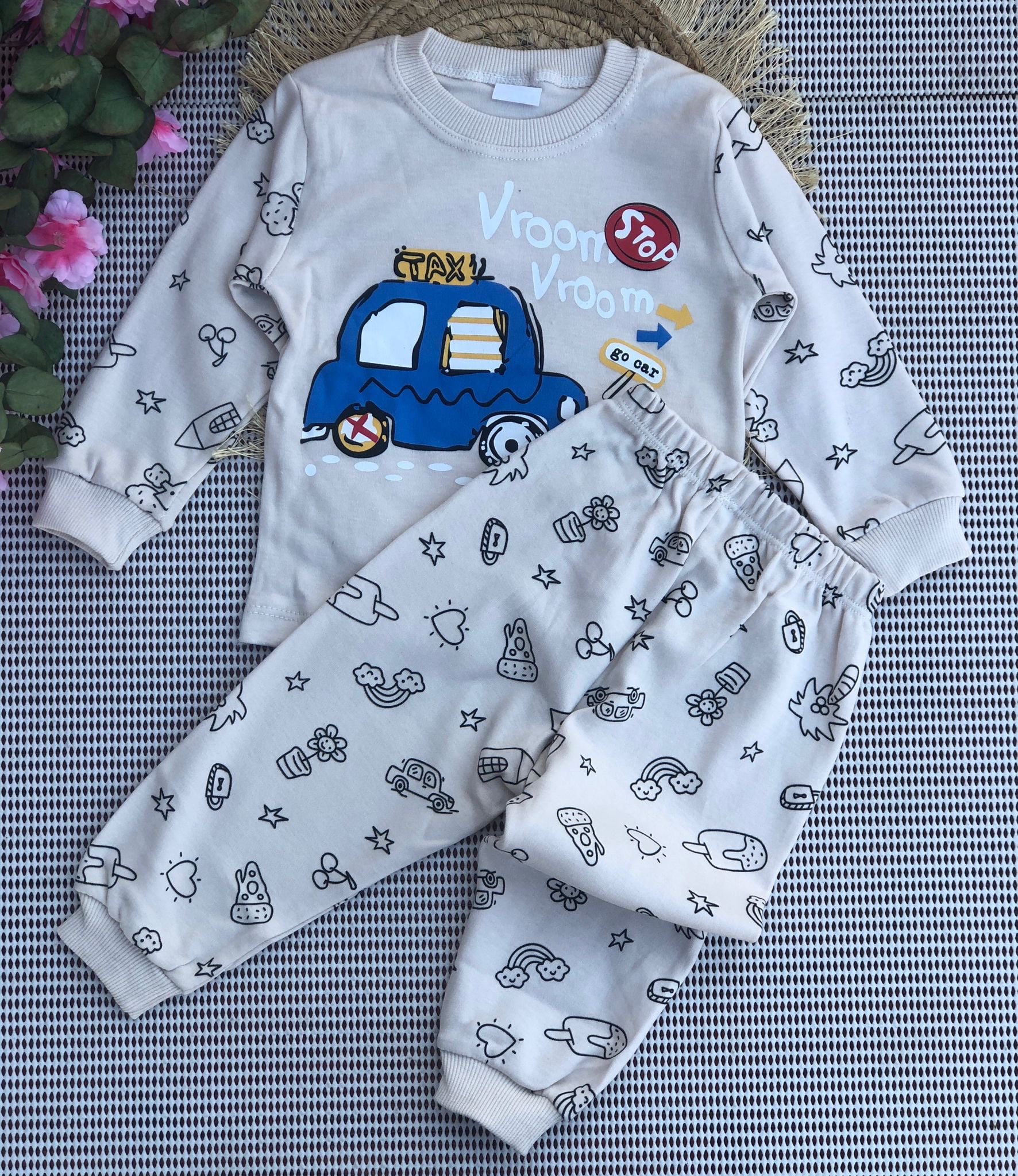 Süpermini Vrooom Baskılı Pijama Takımı - Bej