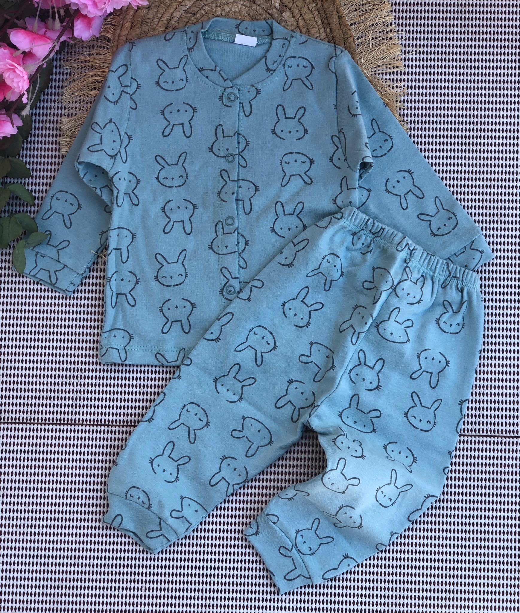 MiniPetty Tavşan Kafa Baskılı Düğmeli Pijama Takımı - Yeşil