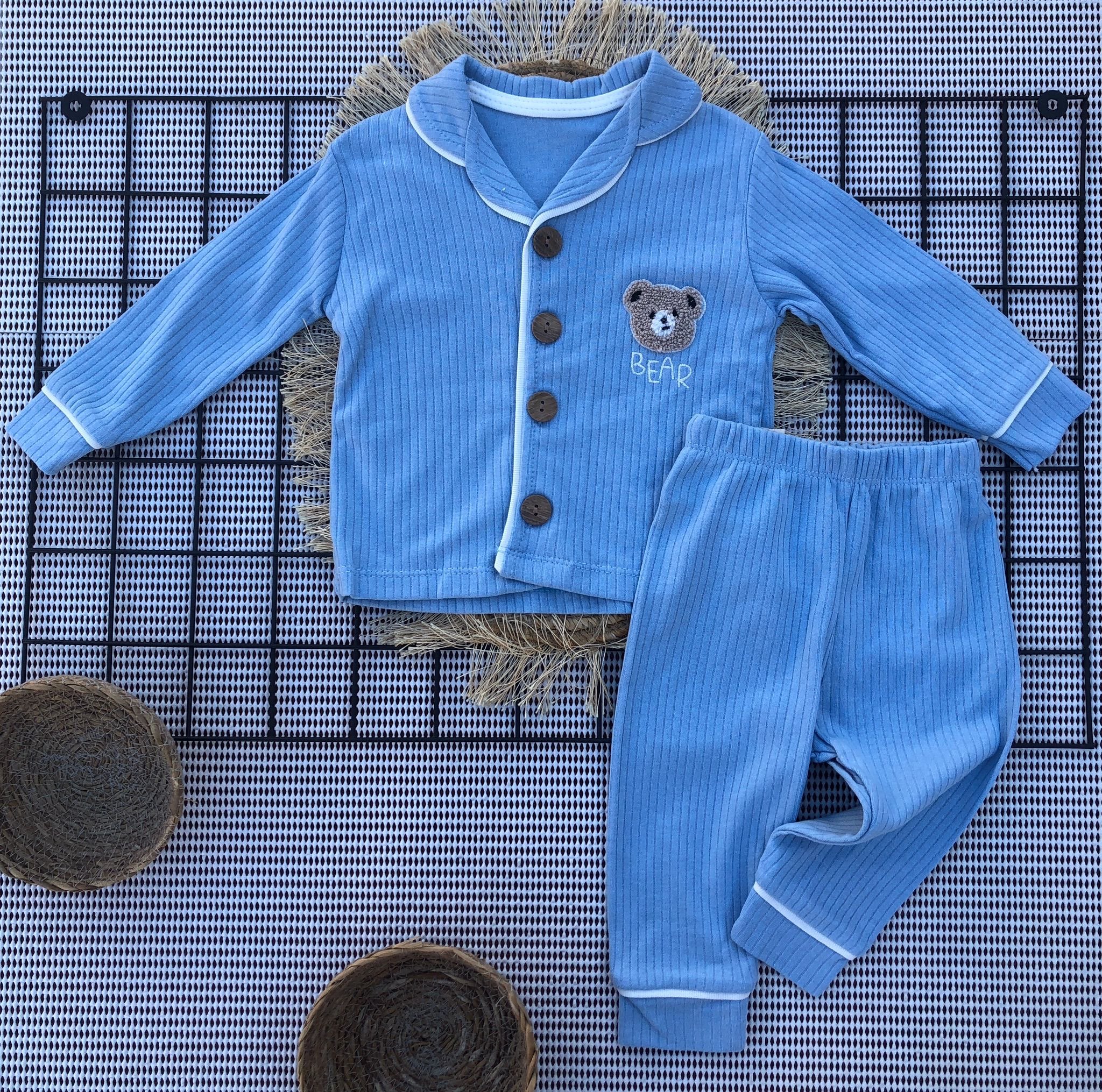 Dolaş Kids  Bear Ayı Süzene Nakışlı Yakalı Erkek Bebek Pijama Takımı - MAVİ