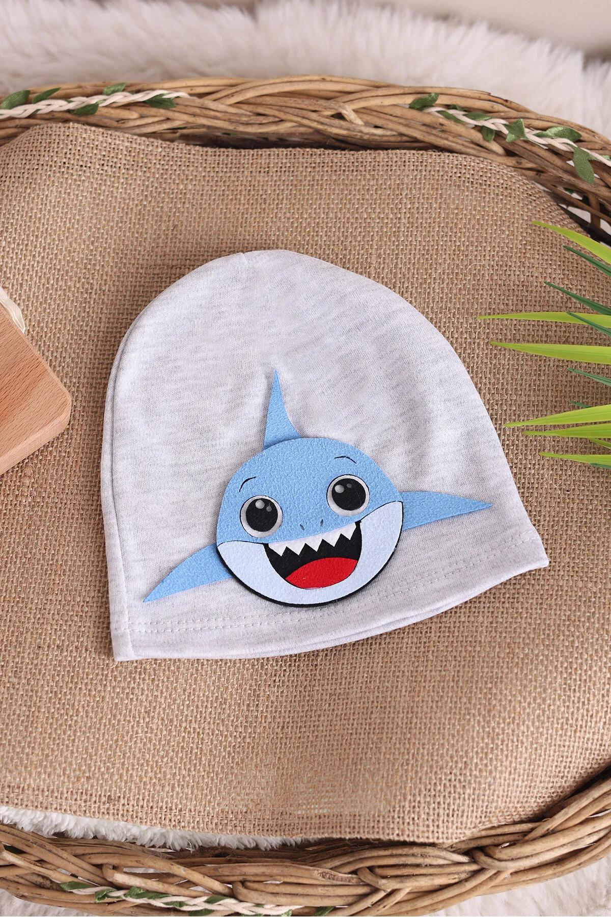 Defne Animals Figürlü Bebe Penye Şapka - Köpek Balığı