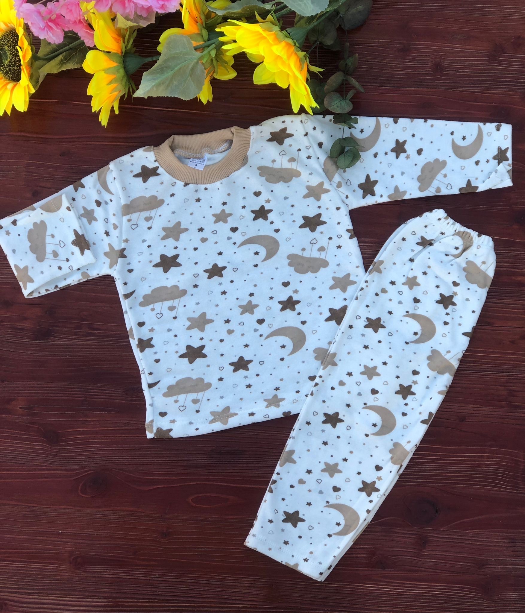 Özlev Ay Yıldız Desenli Pijama Takımı - Kahverengi