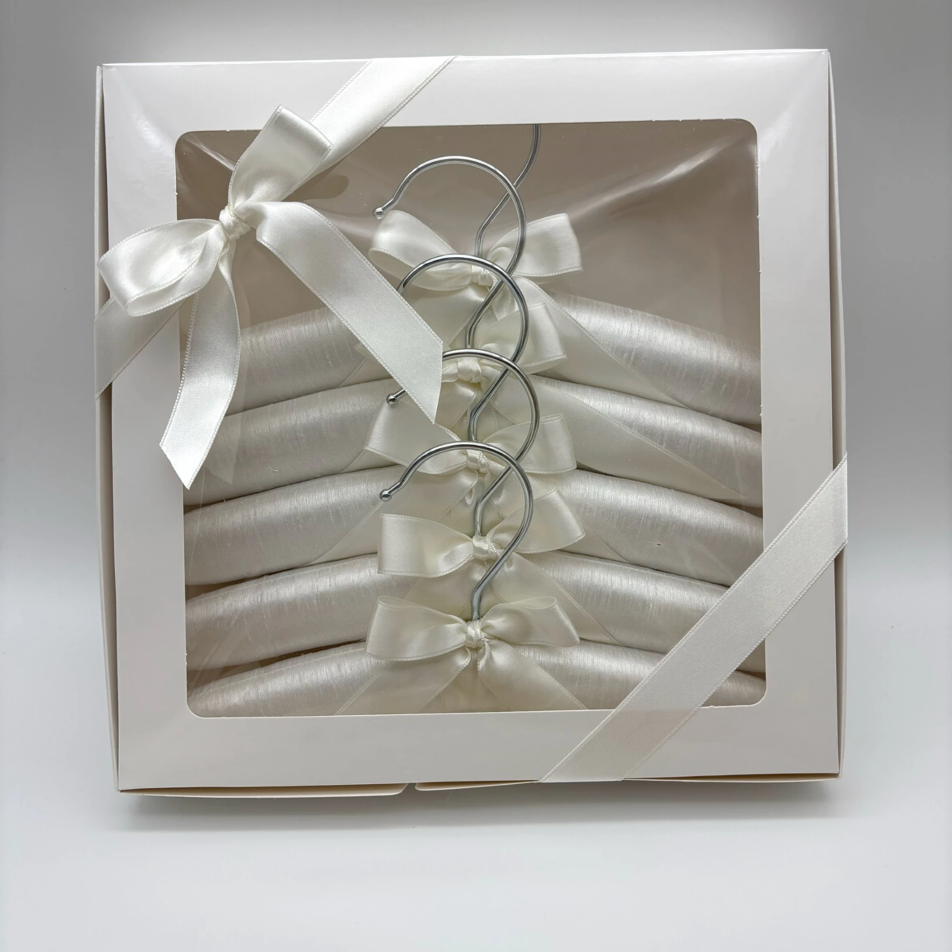 KIRIK BEYAZ BEBEK BOY HEDİYELİK ASKI SETİ 