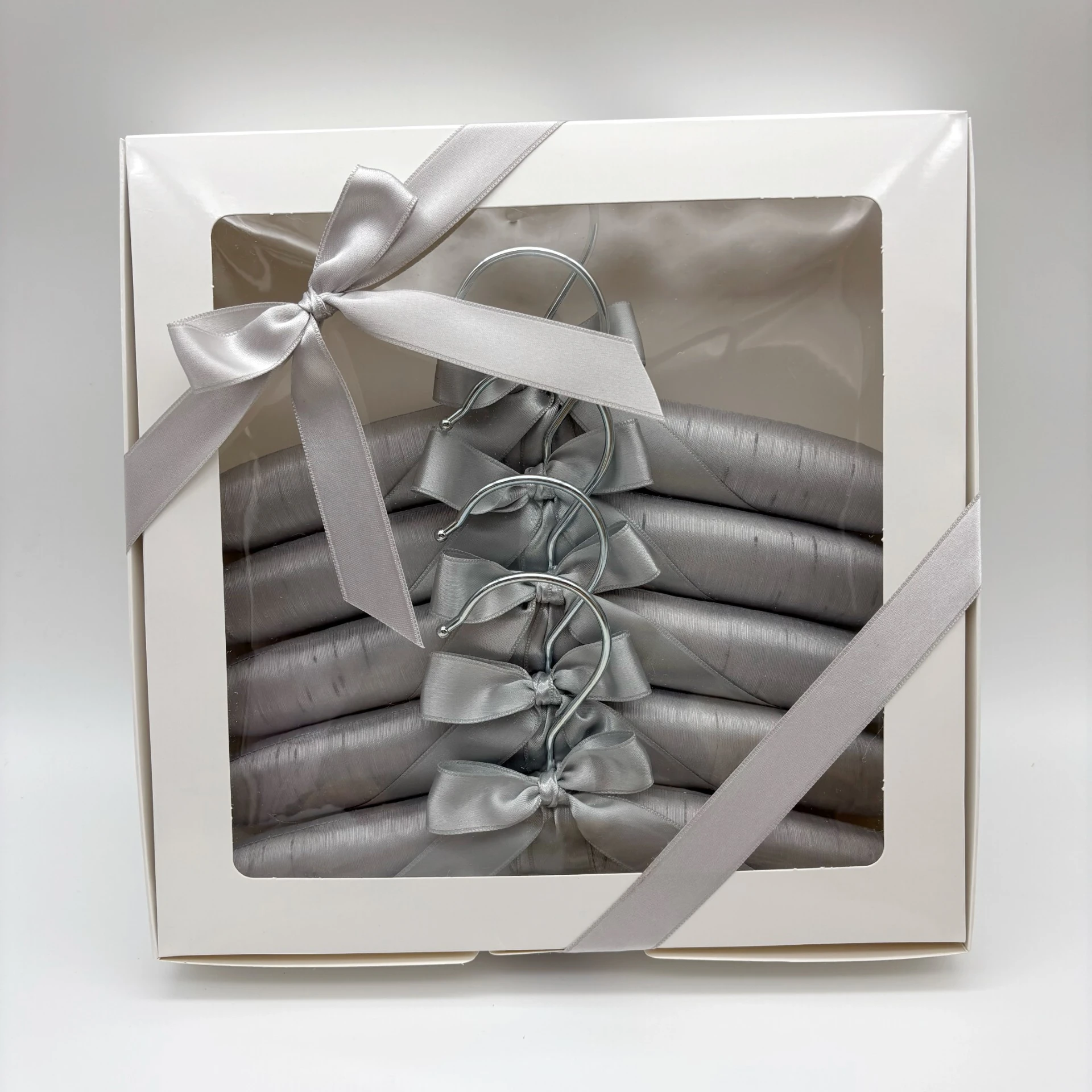 GRİ BEBEK BOY HEDİYELİK ASKI SETİ 