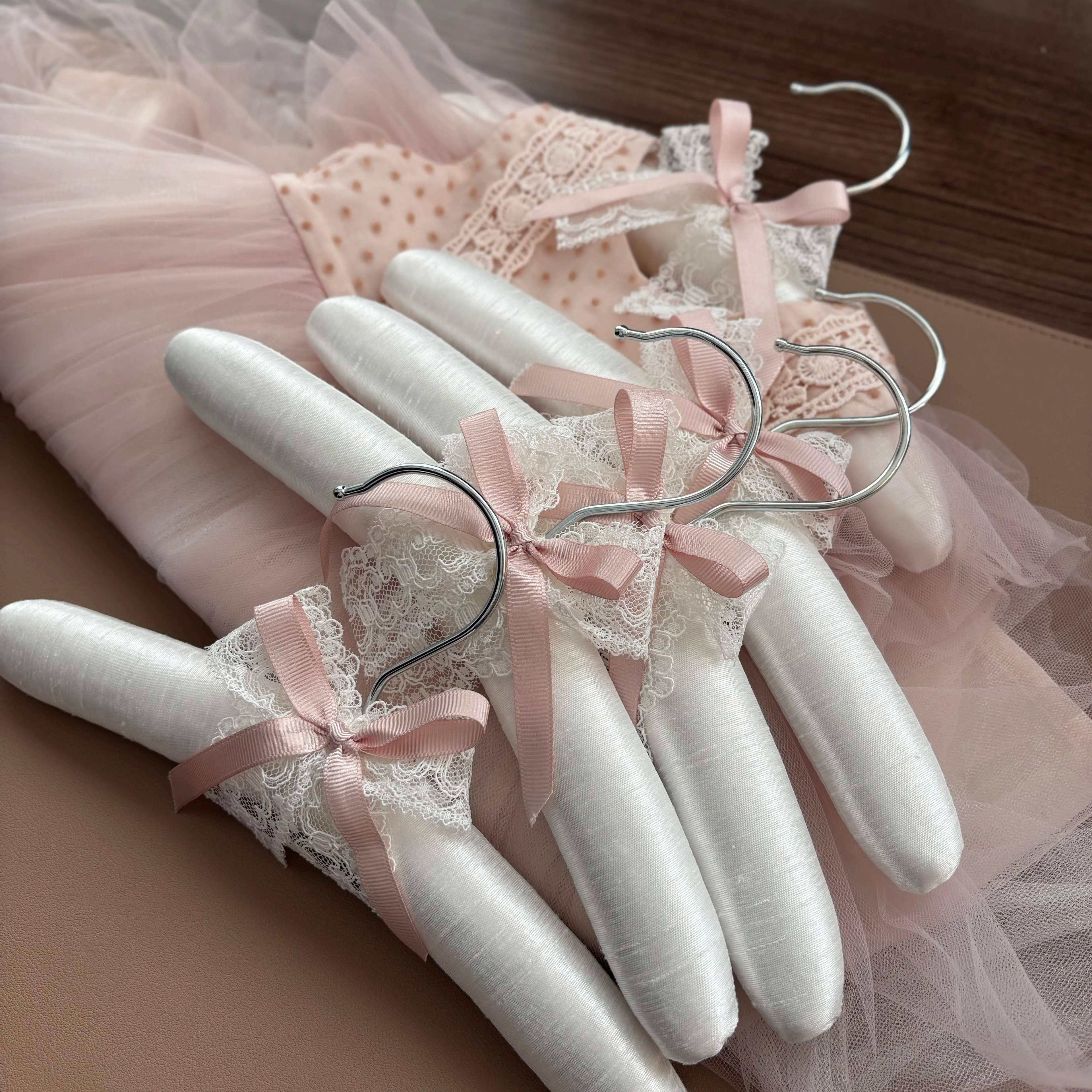 BEBEK BOY KIRIK BEYAZ DANTELLİ 5'Lİ ASKI SETİ