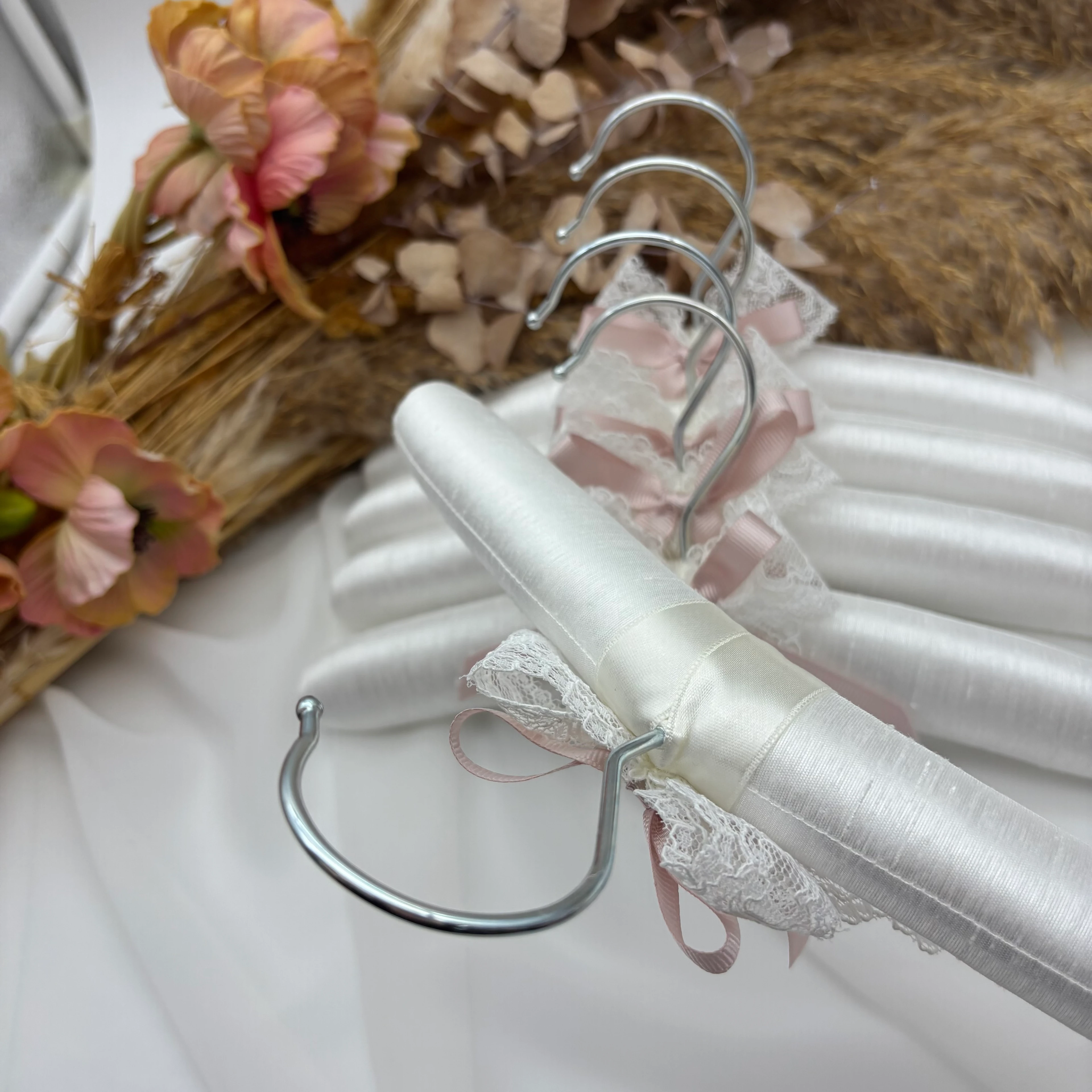 BEBEK BOY KIRIK BEYAZ DANTELLİ 5'Lİ ASKI SETİ