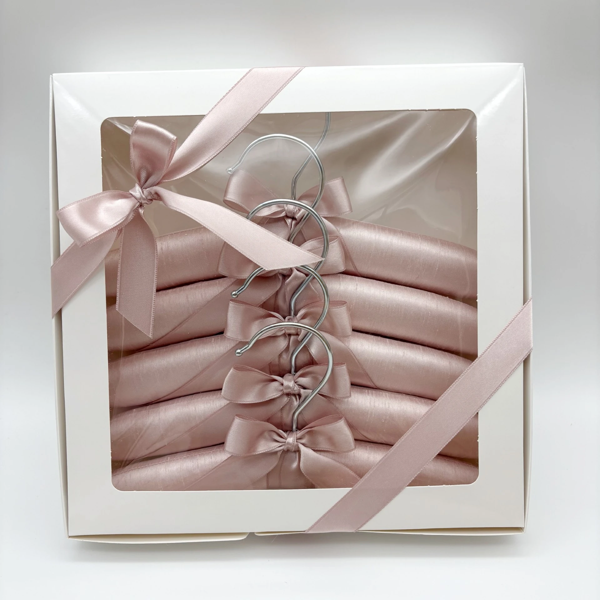 KIZ BEBEK PUDRA RENK HEDİYELİK ASKI SETİ