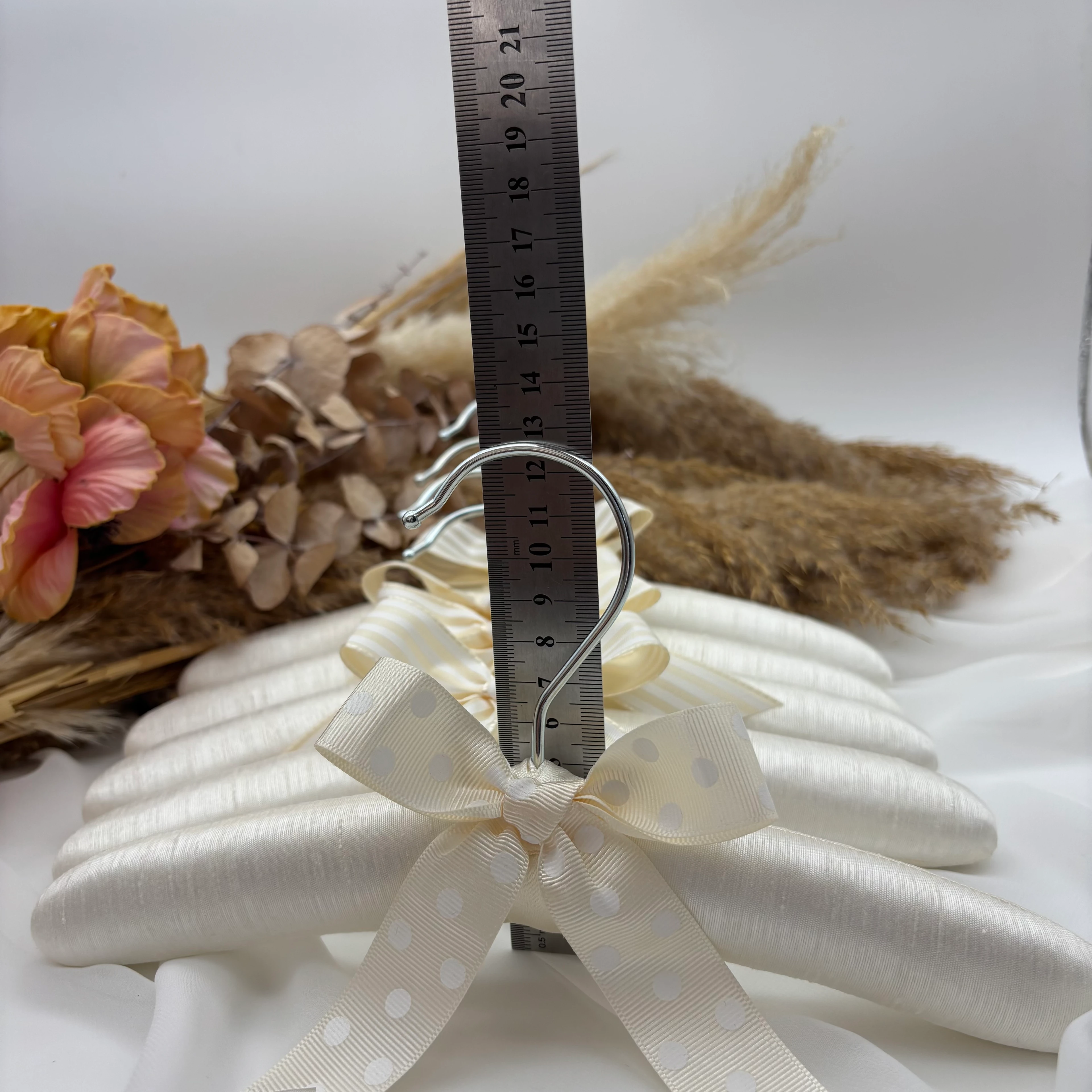 KREM BEBEK BOY KARIŞIK 5'Lİ ASKI SETİ