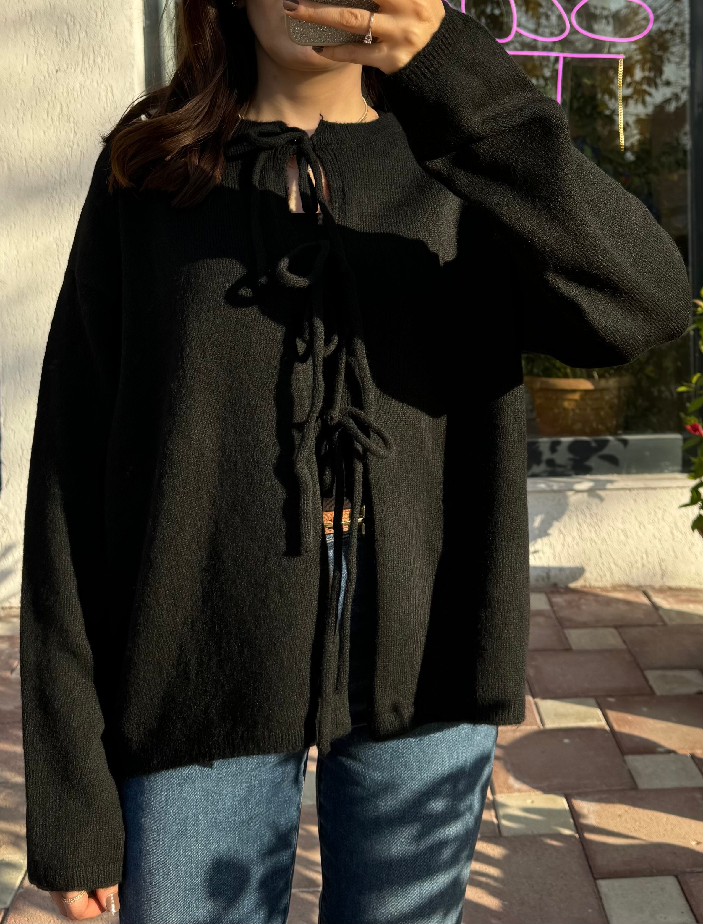 Marka Model Önü Bağcıklı Hırka