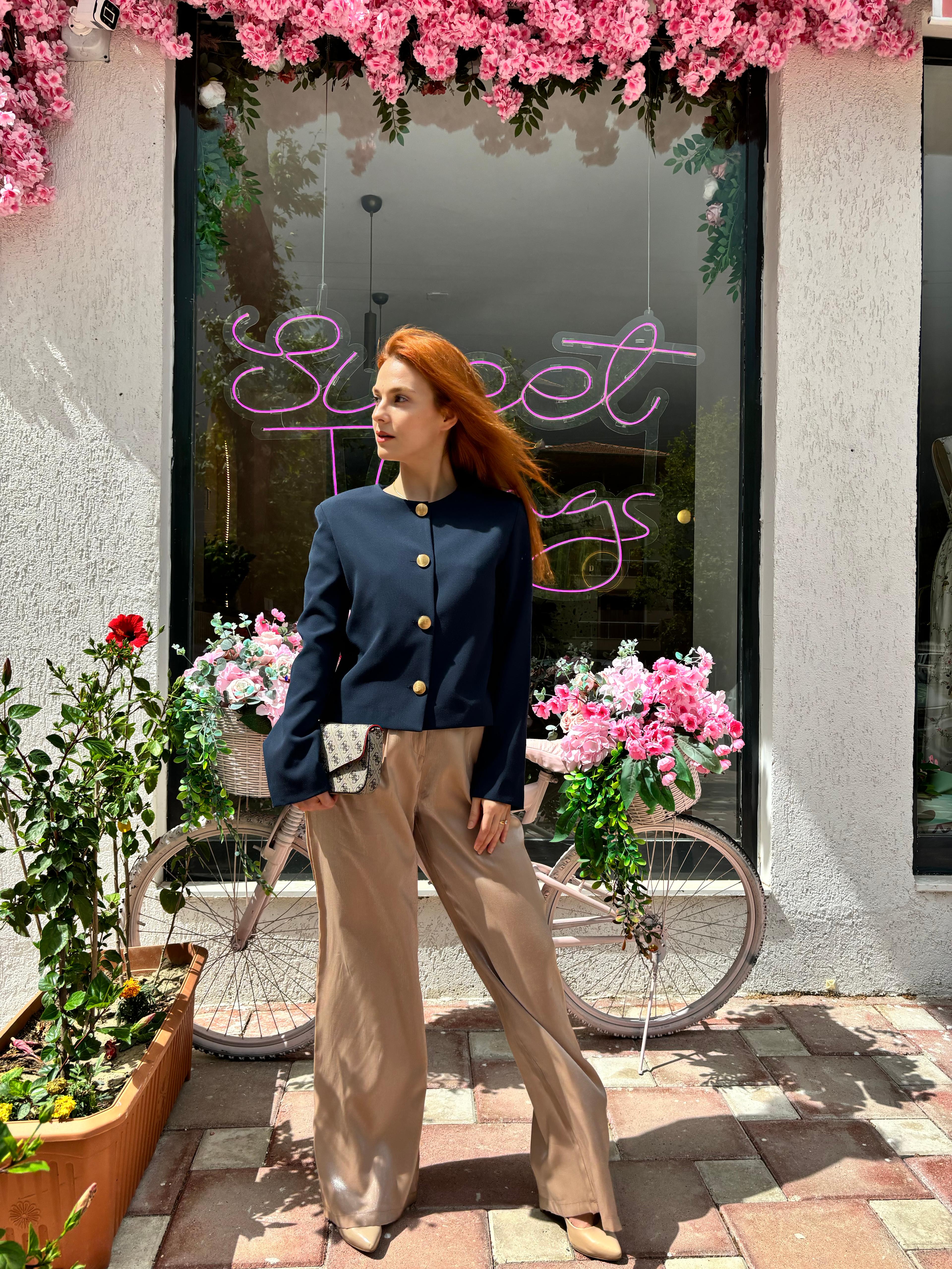 Gold Düğmeli Lacivert Blazer 