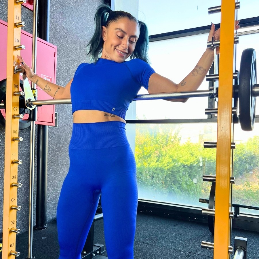Sporcum Seamless Toparlayıcı Esnek Kısakollu Kadın Spor Crop Top – Lilium Serisi - Lacivert