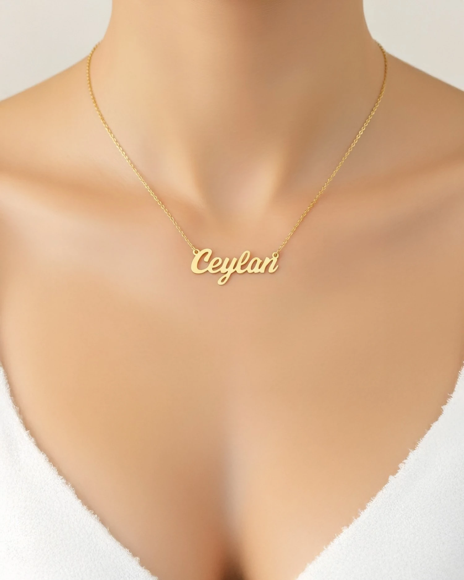 Modern Stil İsimli 14 Ayar Altın Kolye