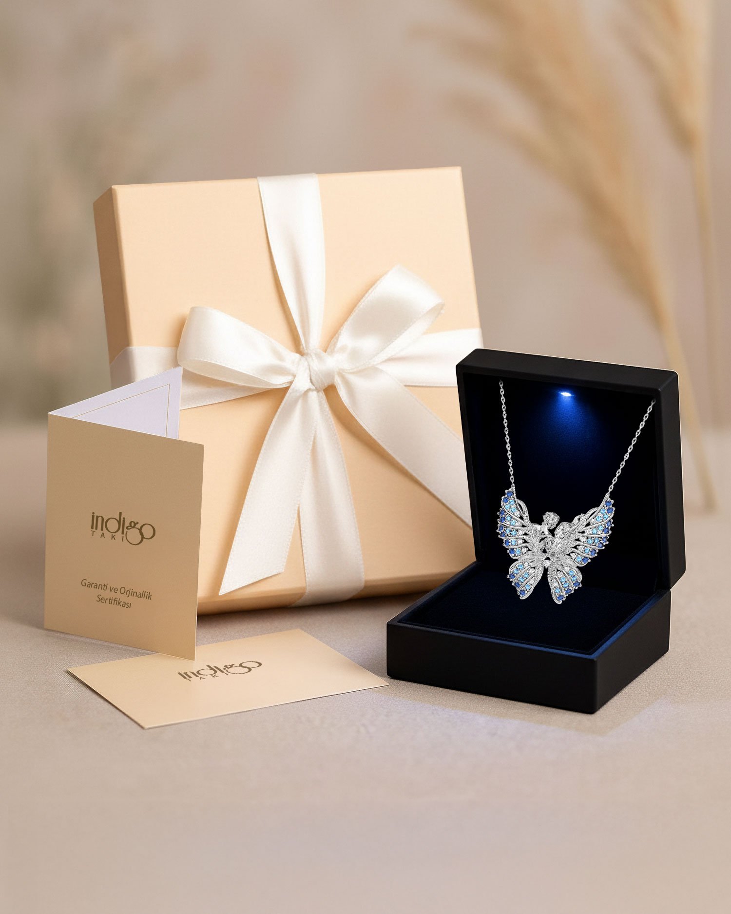 Kelebeğin Rüyası Premium Hediye Kutulu Gümüş Kolye