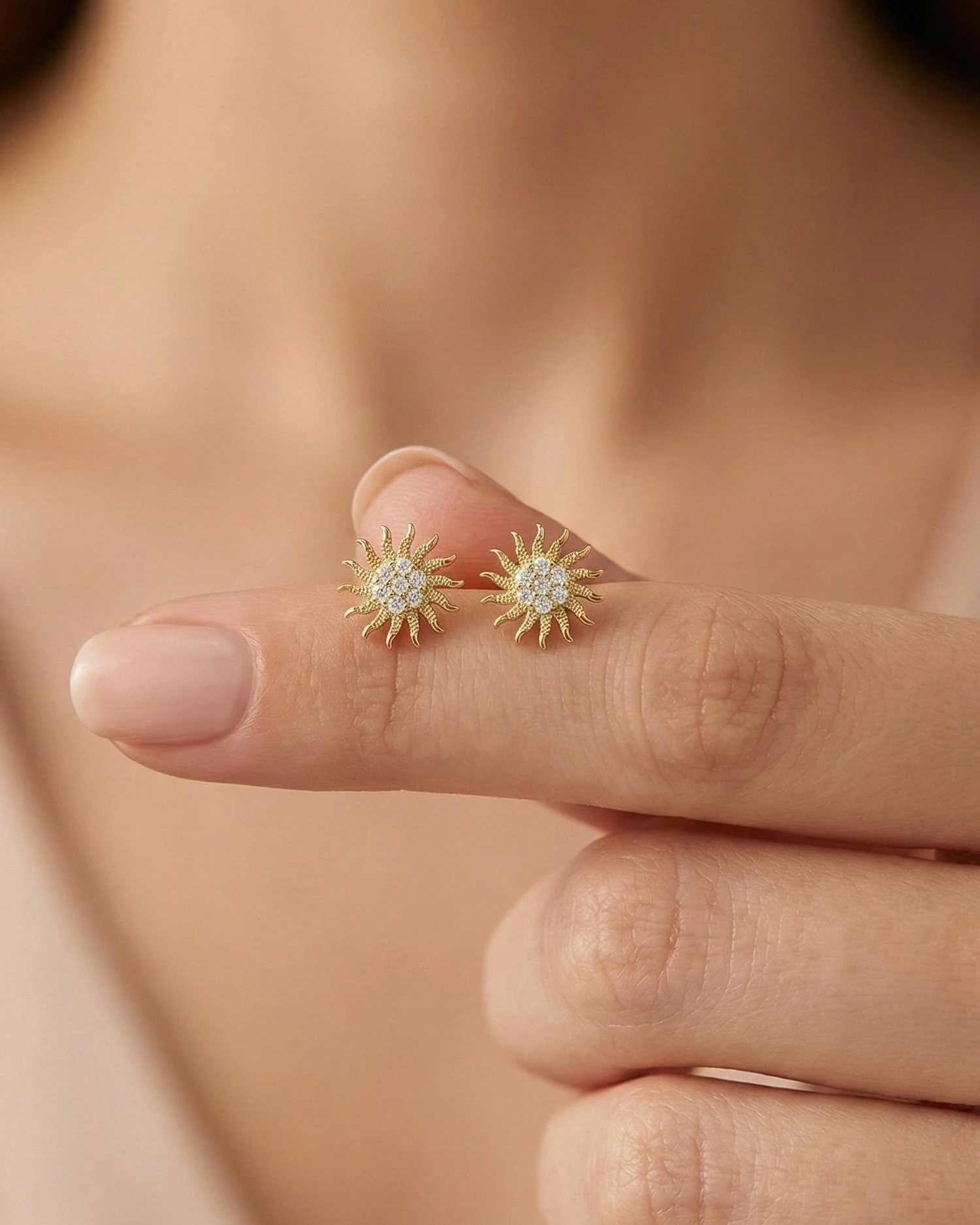 Zarif Güneş 14 Ayar Altın Küpe