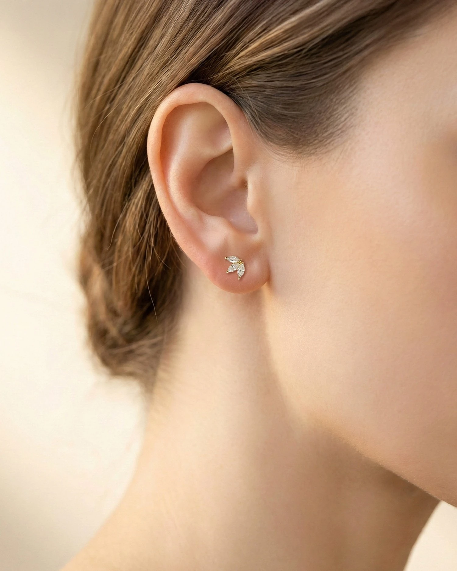 Minik Üçlü Mekik 14 Ayar Altın Küpe