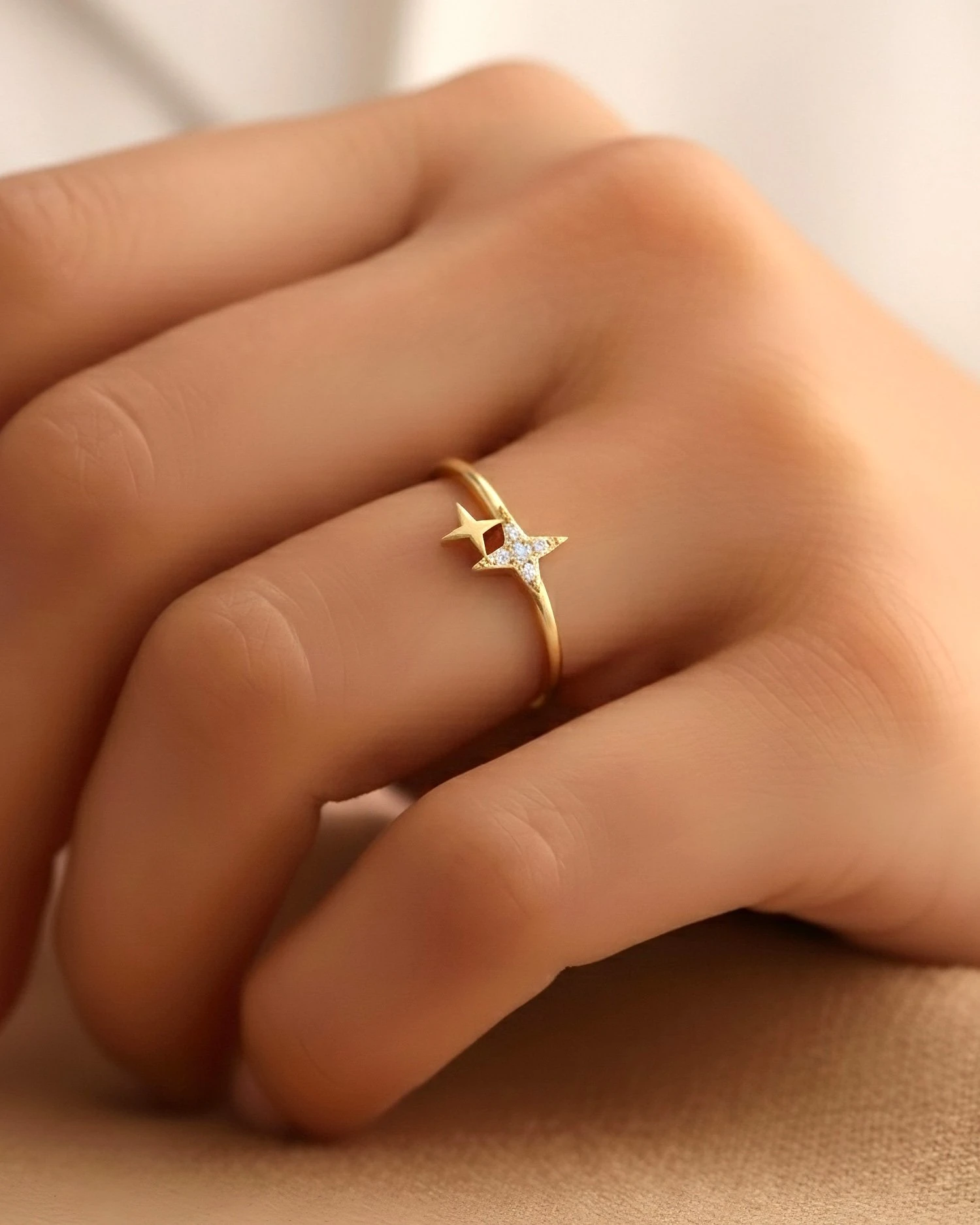 Minik İkili Yıldız 14 Ayar Altın Yüzük