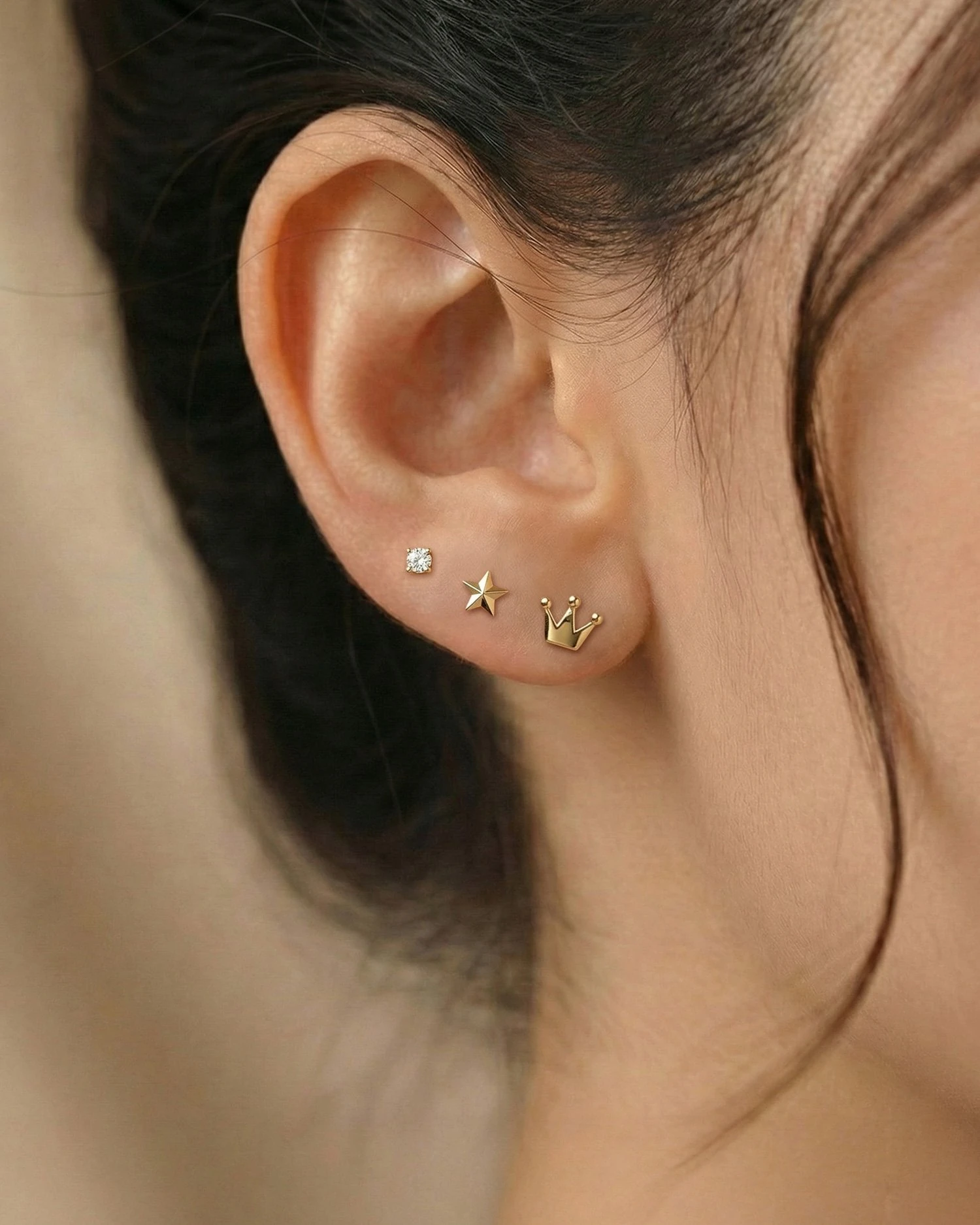 Taç Yıldız Nokta Kombin 14 Ayar Altın Küpe