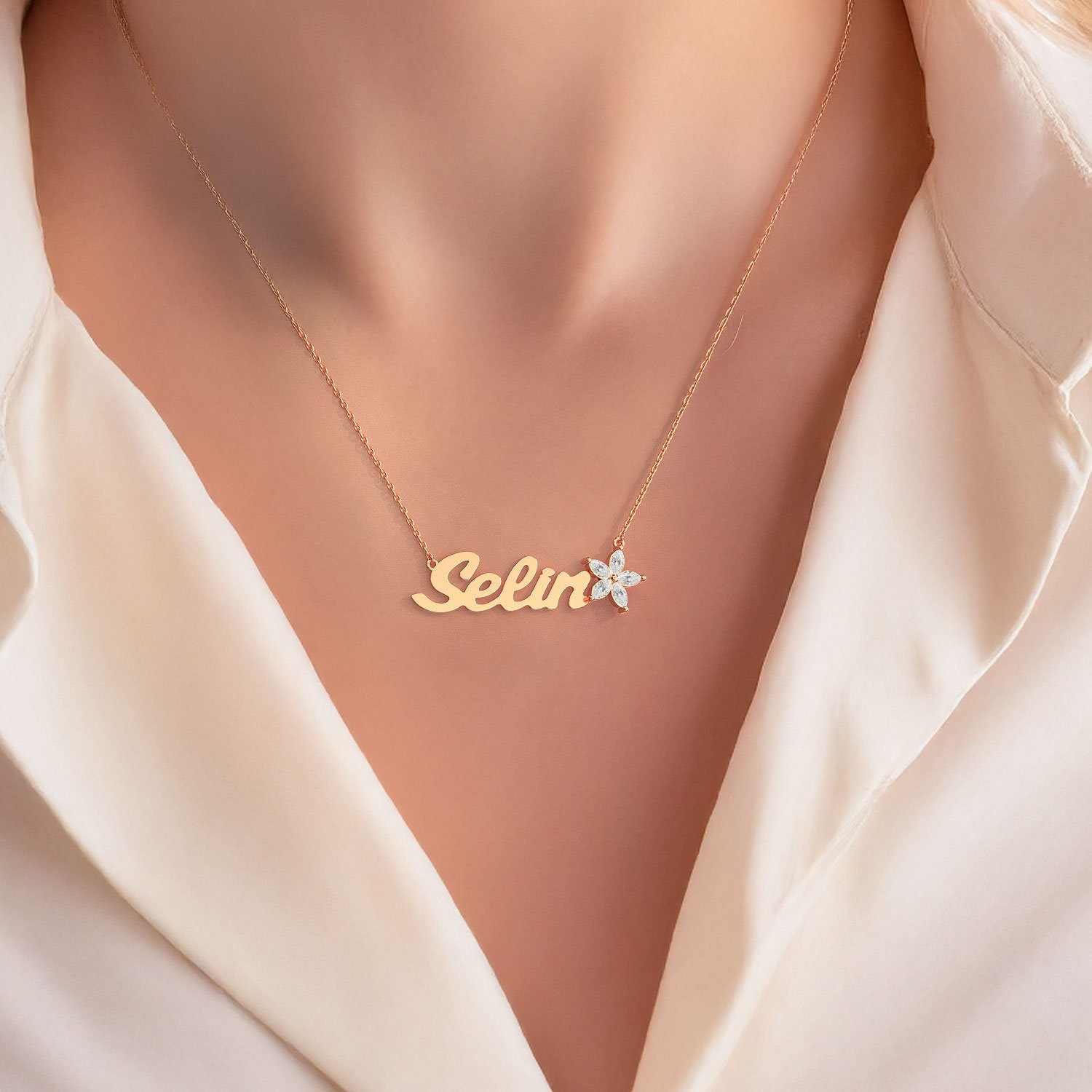 Lotus Çiçeği İsimli Rose Gümüş Kolye