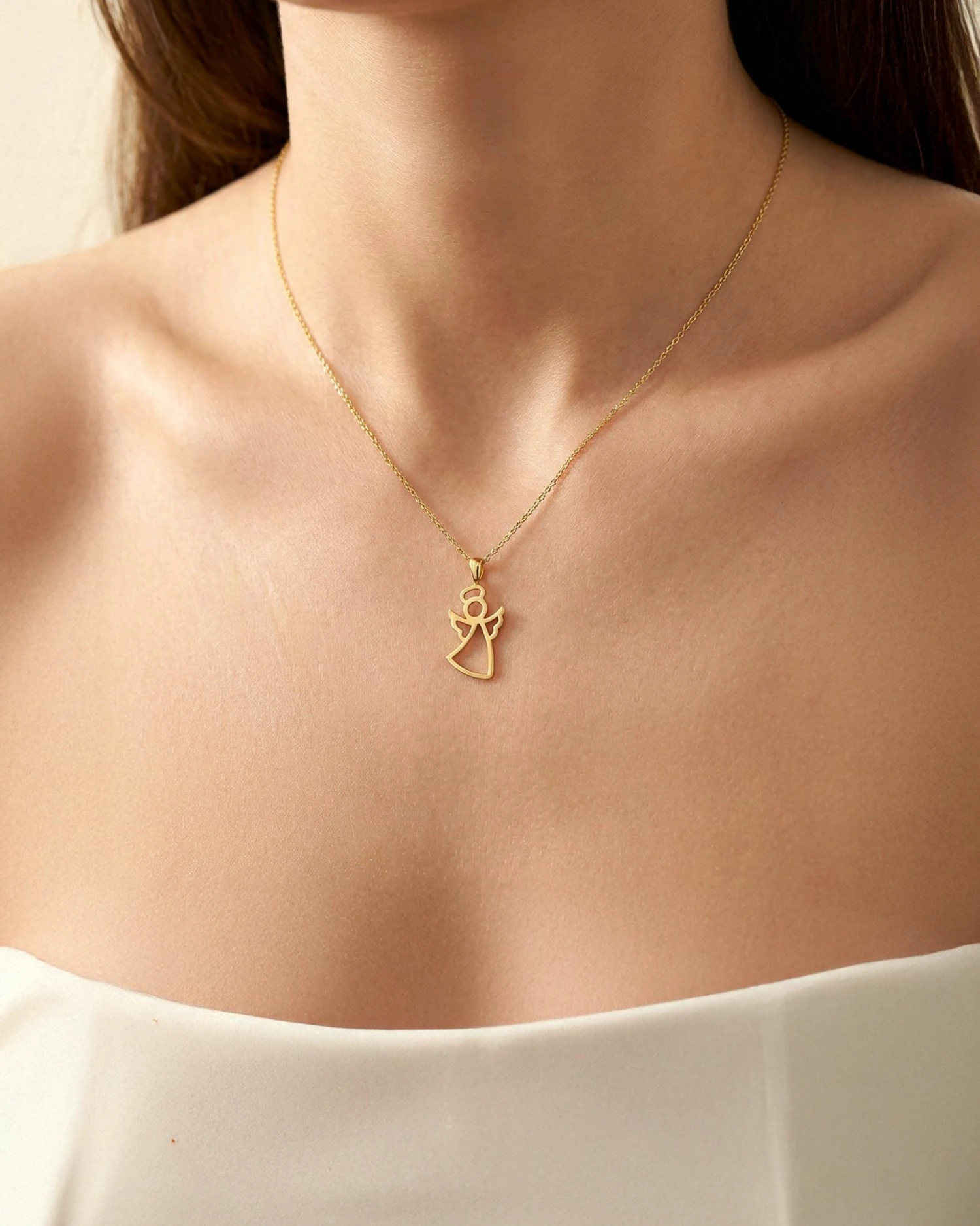 Sade Küçük Melek 14 Ayar Altın Kolye