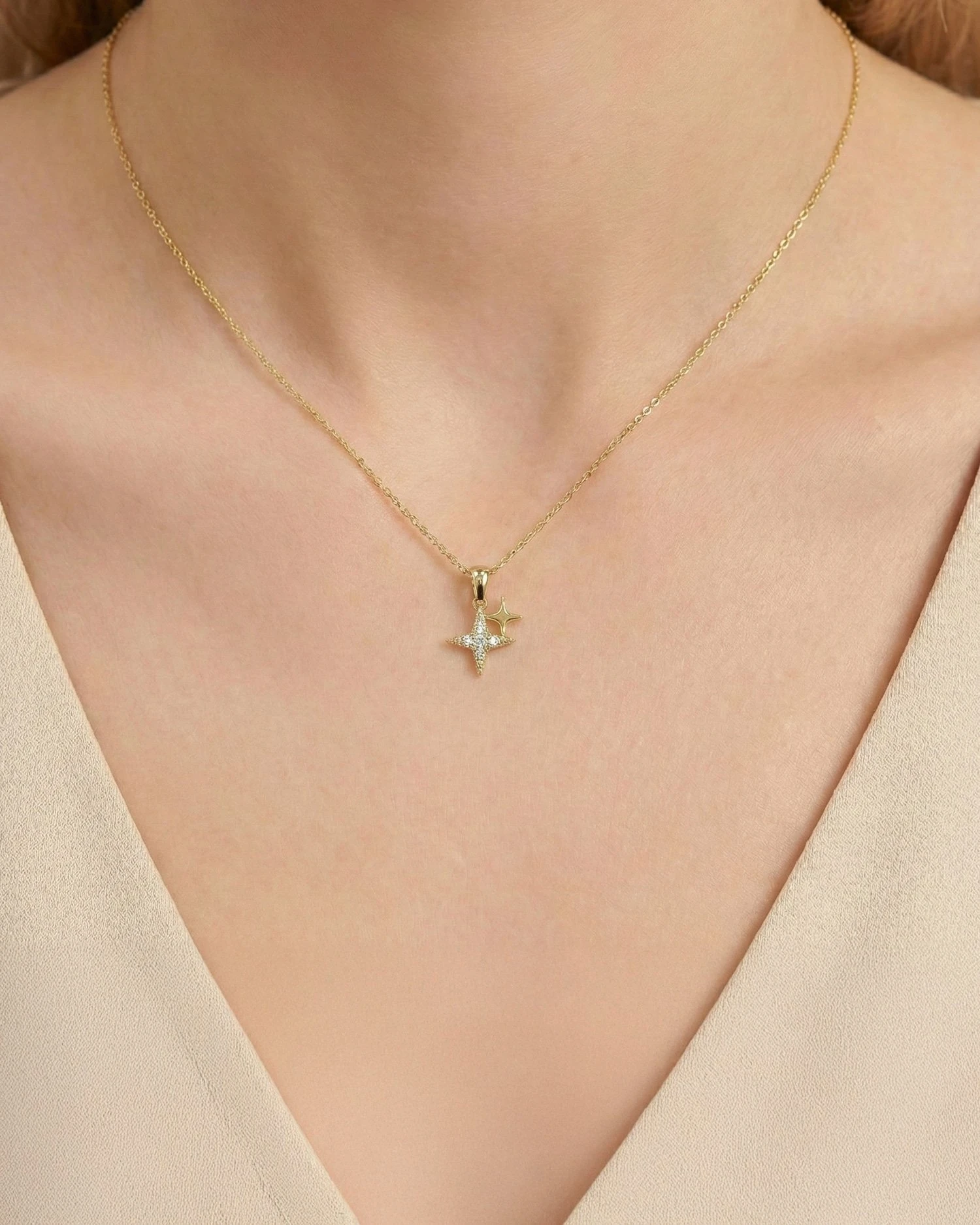 Minik İkili Yıldız 14 Ayar Altın Kolye