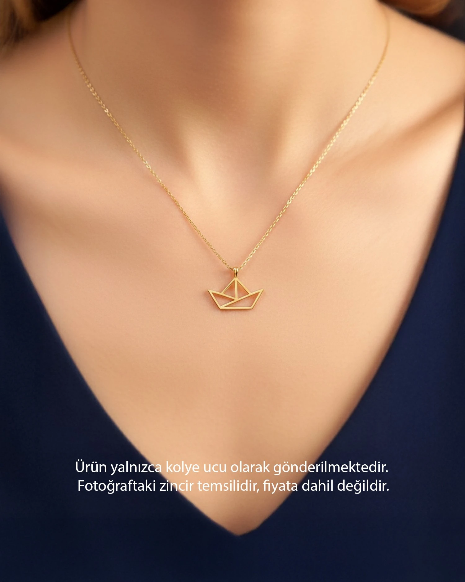 Sade Küçük Gemi Figürü 14 Ayar Altın Kolye Ucu