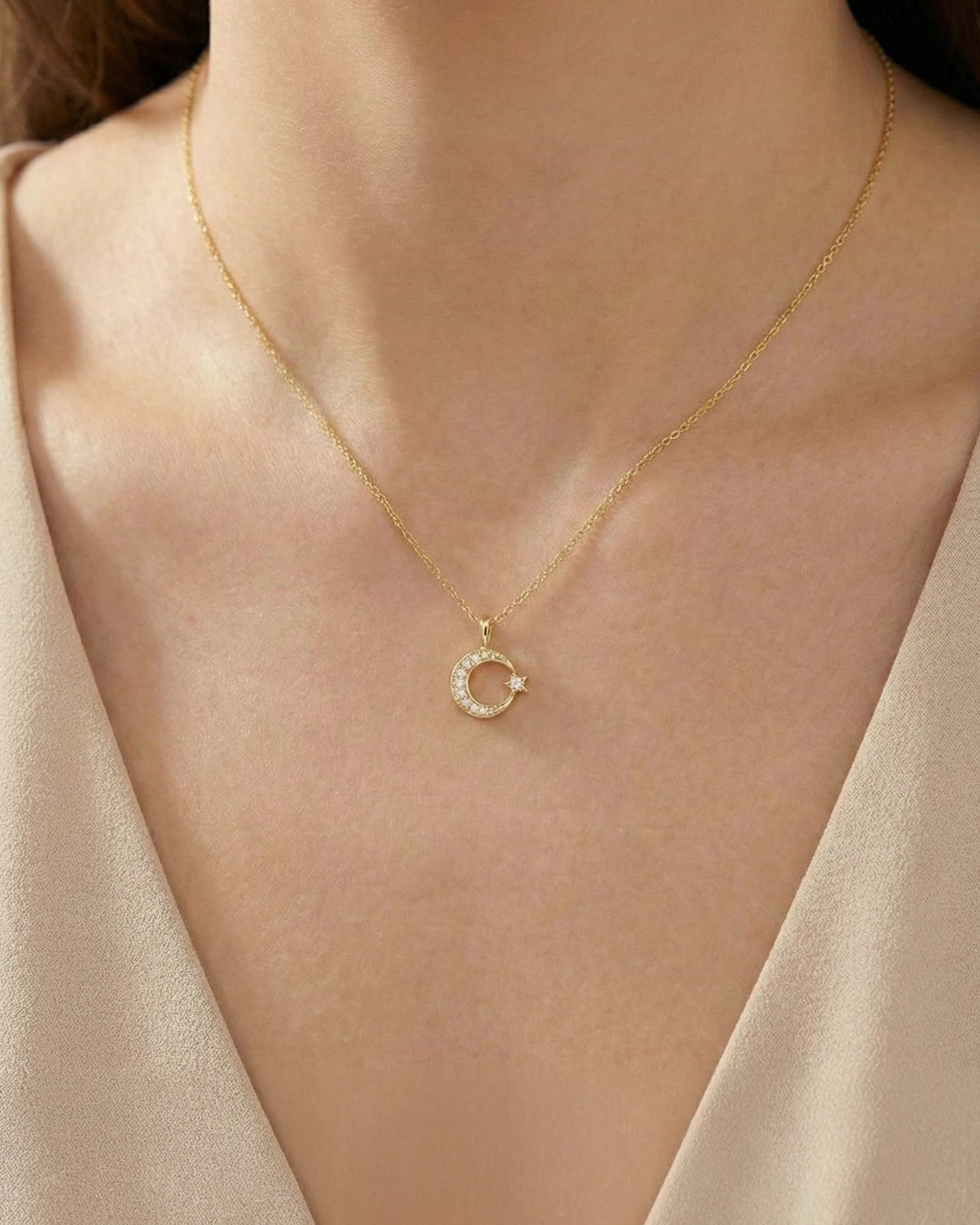 Küçük Ay Yıldız 14 Ayar Altın Kolye