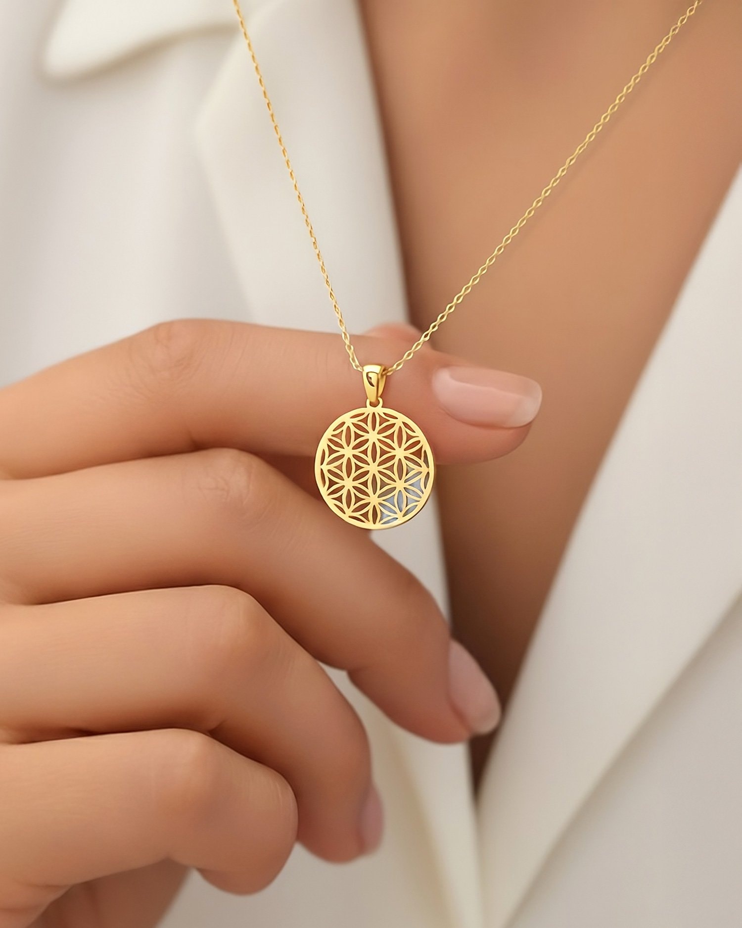 Yaşam Çiçeği 14 Ayar Altın Kolye