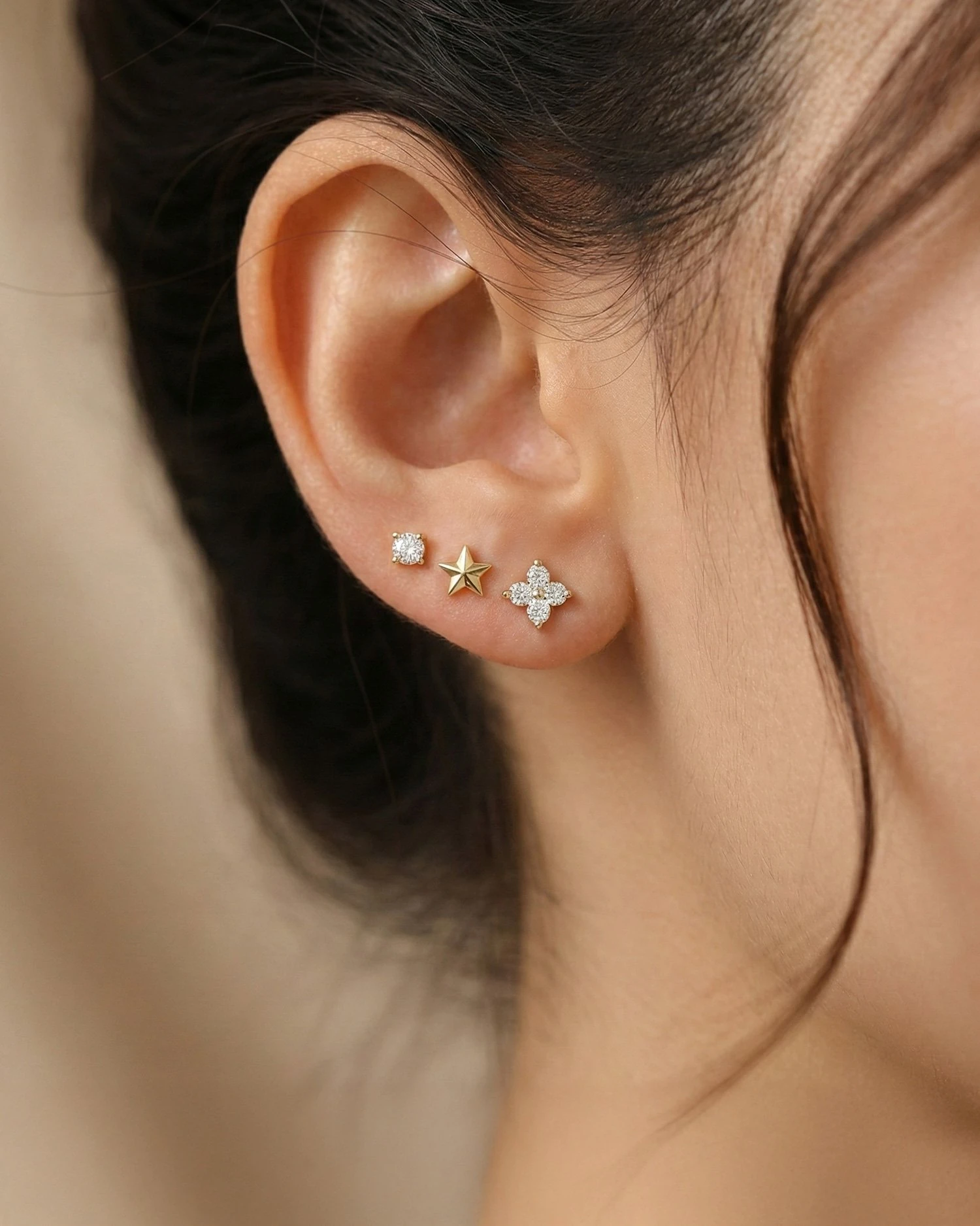 Defne Yıldız Nokta Kombin 14 Ayar Altın Küpe