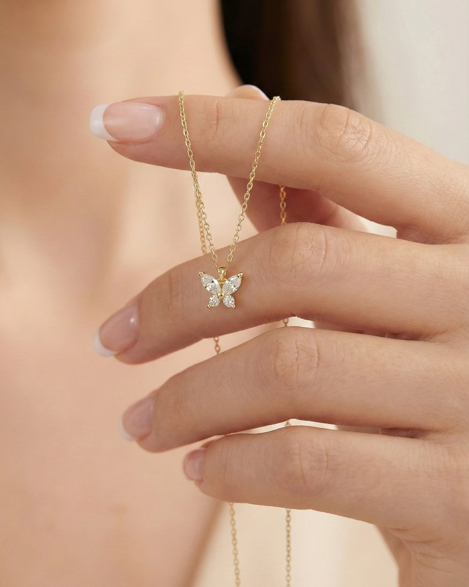 Minik Mekik Taşlı Kelebek 14 Ayar Altın Kolye