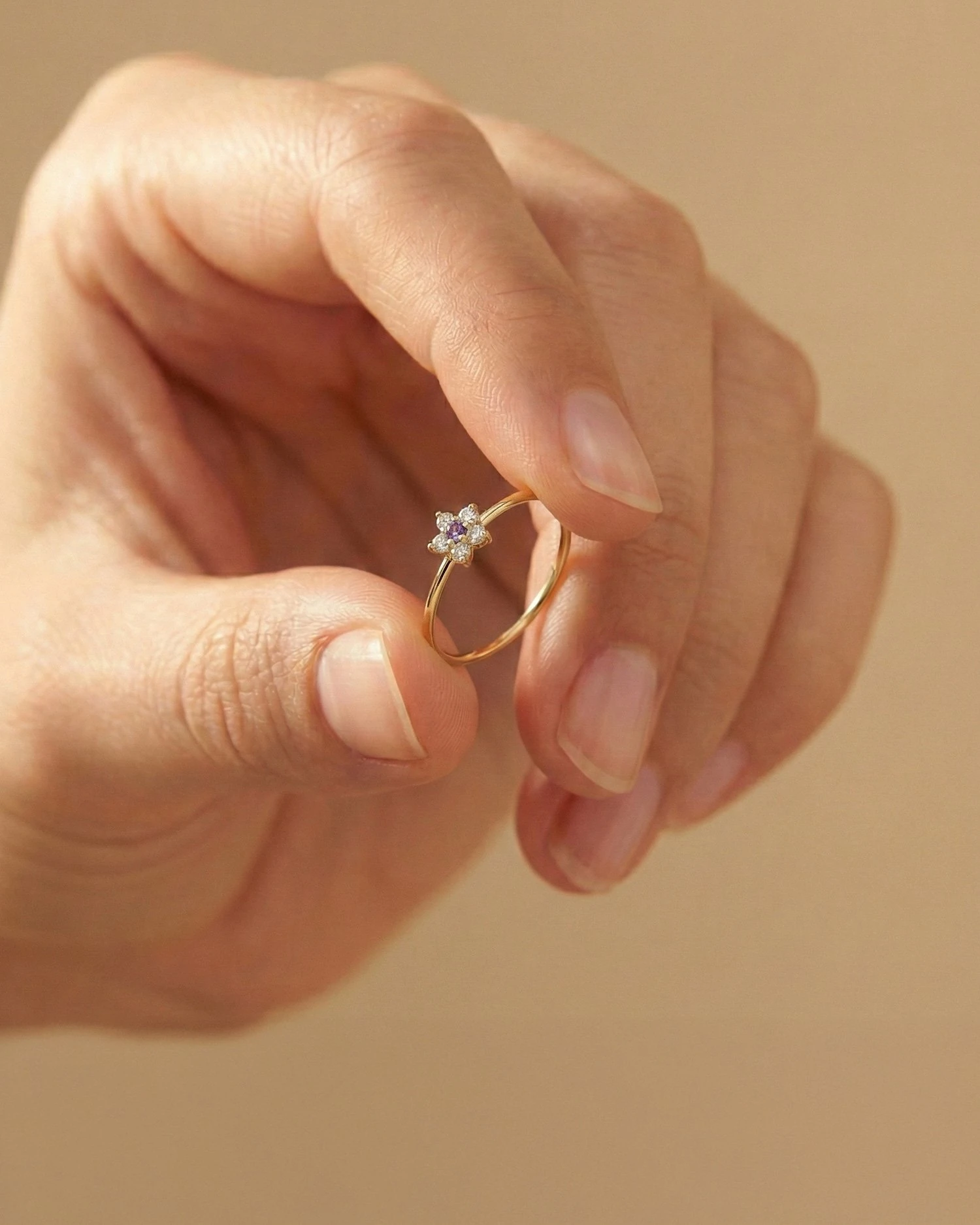 Feraye Minik Çiçek 14 Ayar Altın Yüzük