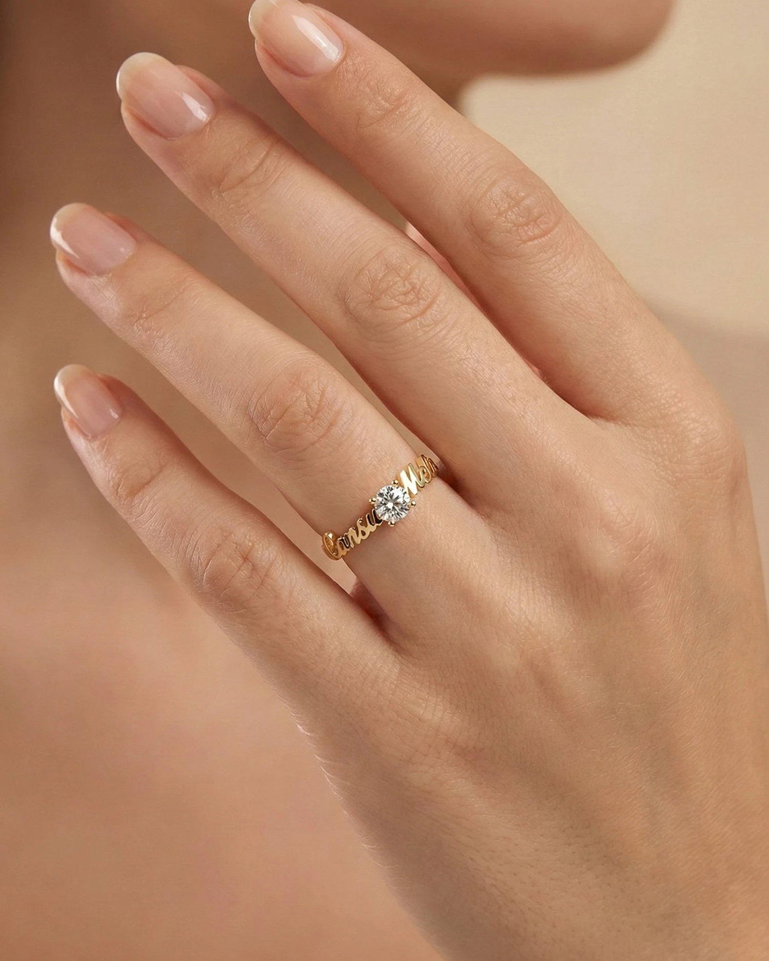 İki İsimli Tek Taş 14 Ayar Altın Yüzük