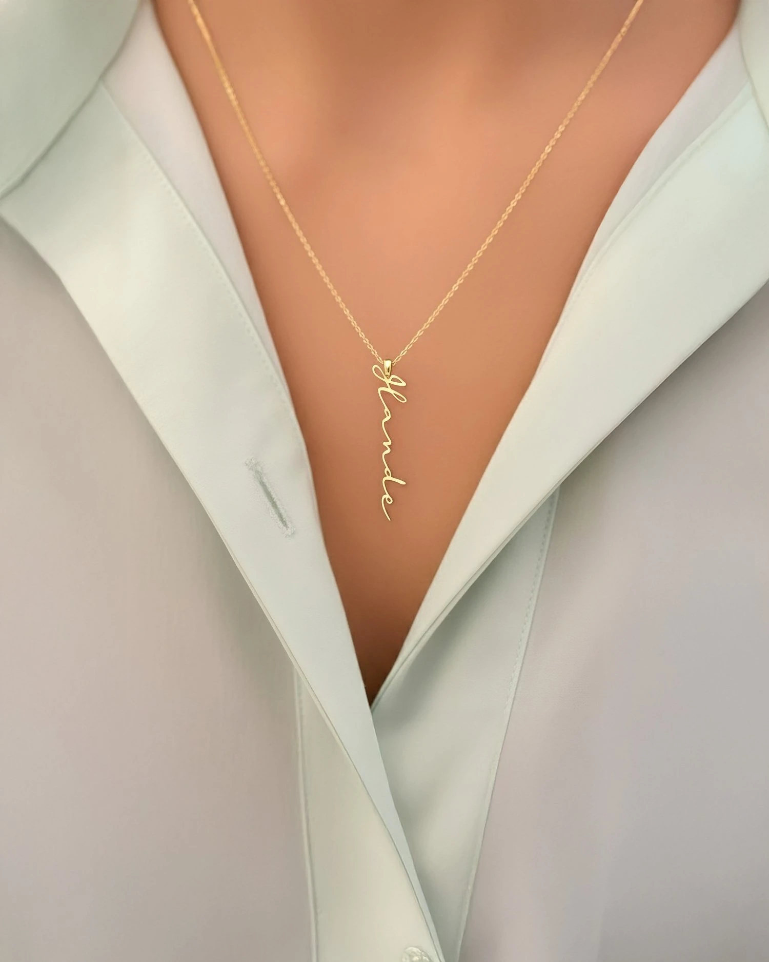 Dik İmza İsimli 14 Ayar Altın Kolye