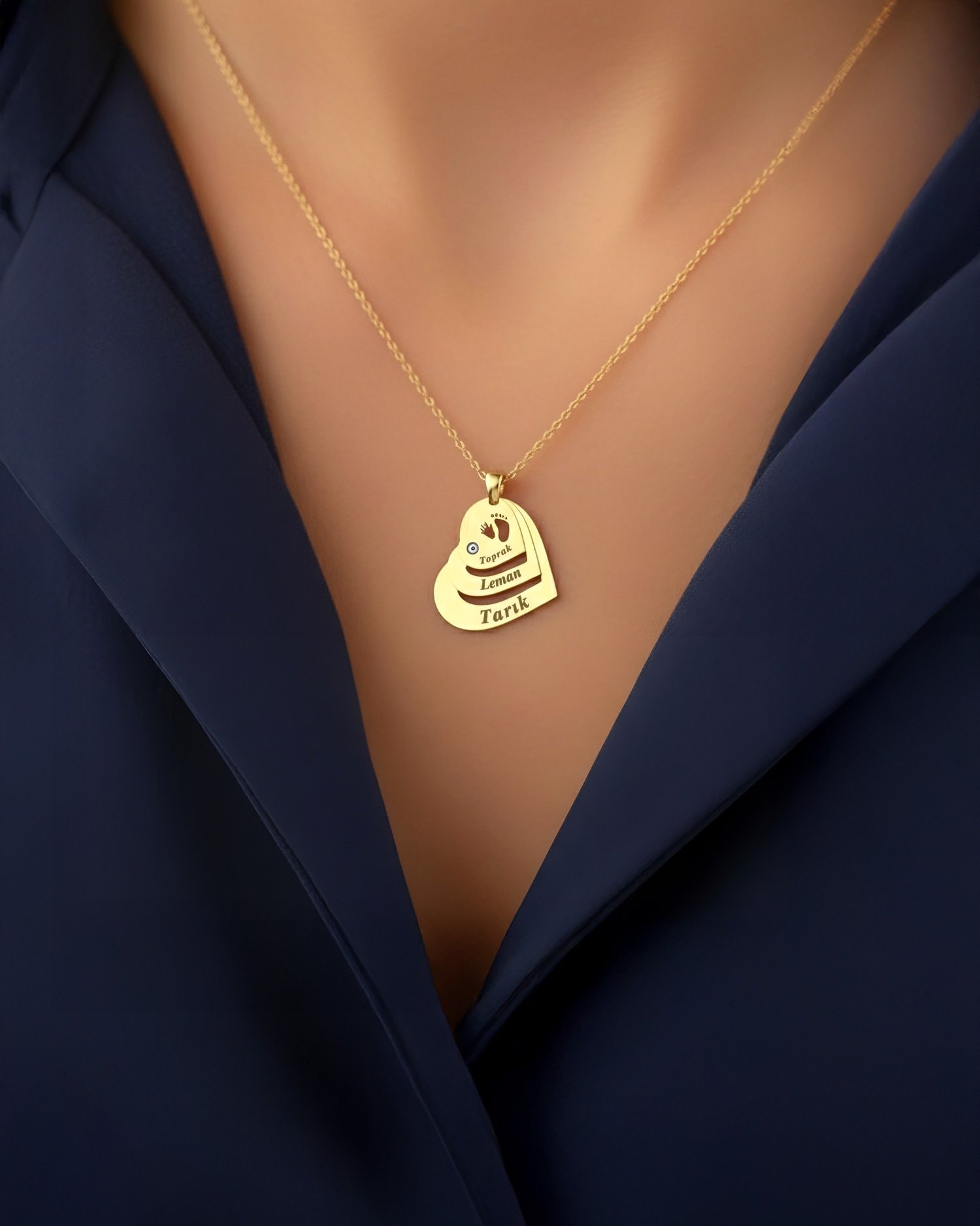 Üçlü İsimli Ayak İzi Kalpler 14 Ayar Altın Kolye