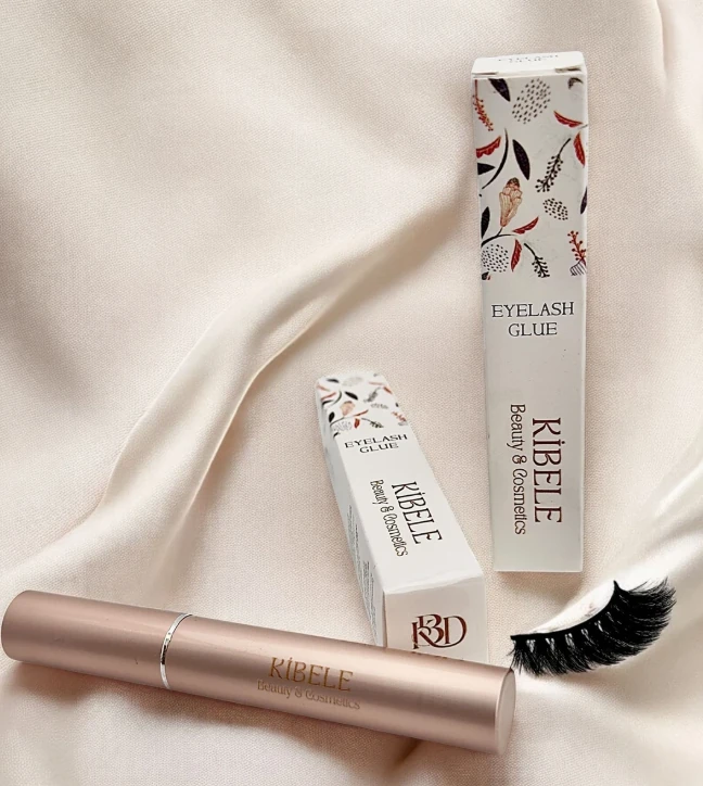 Şeffaf Kirpik Yapıştırıcısı