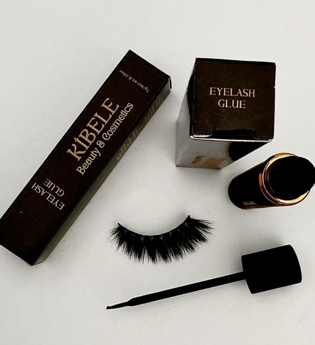 Siyah Kirpik Yapıştırıcısı