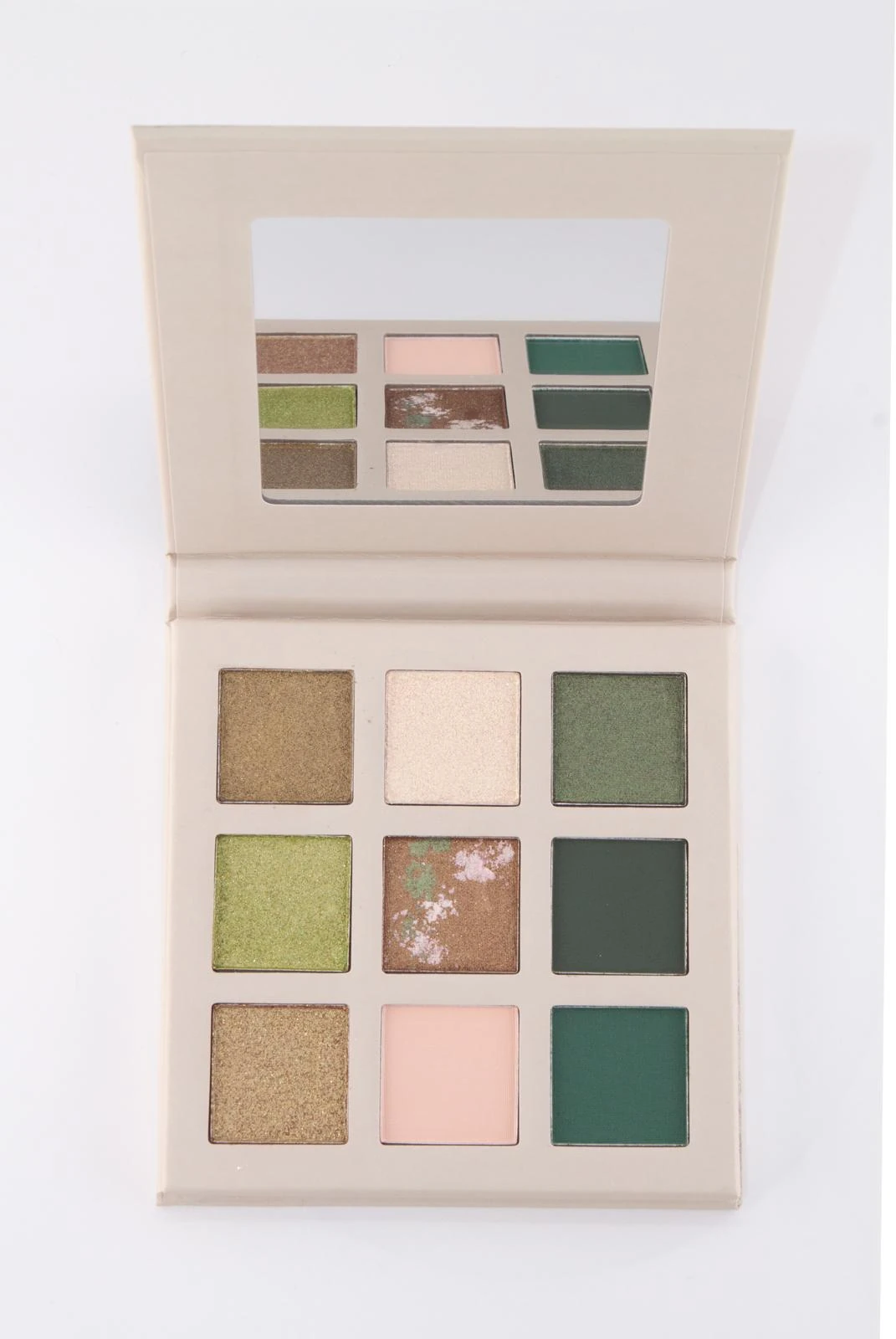 Yeşil Tonlarda 9’lu Far Paleti