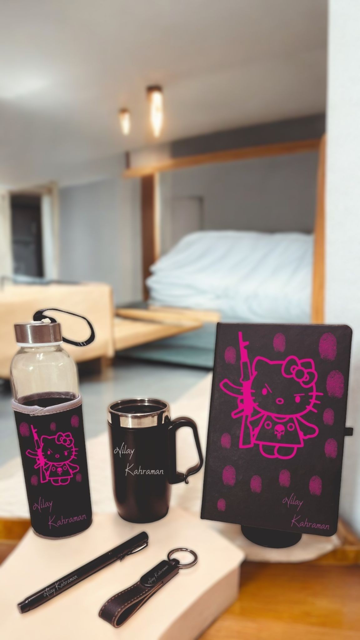 Kişiye Özel Hediye Kutusu  Defter Metal Mug Cam Termos Kalem Anahtarlık