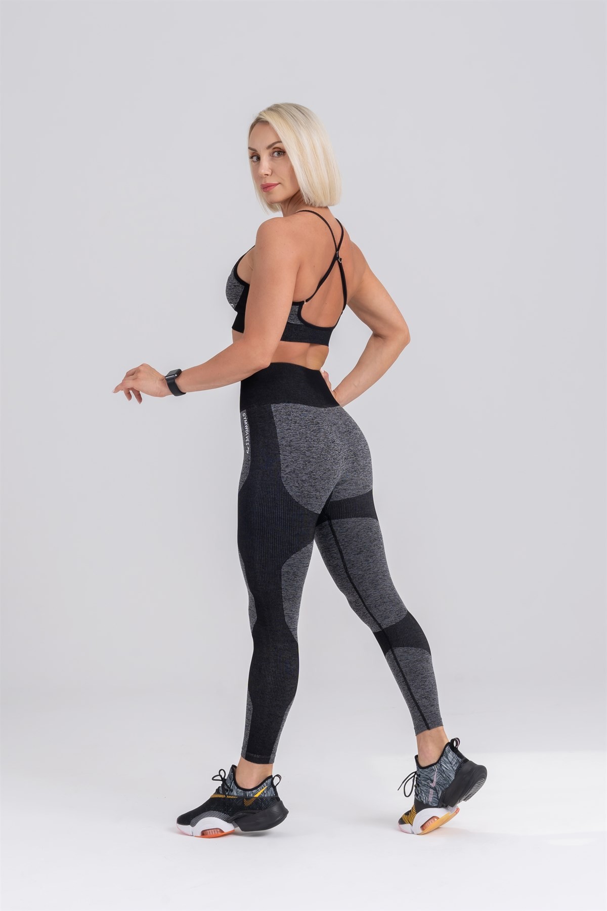 Gymwolves Dikişsiz Spor Tayt | Seamles Leggings | Siyah | Strong Serisi |