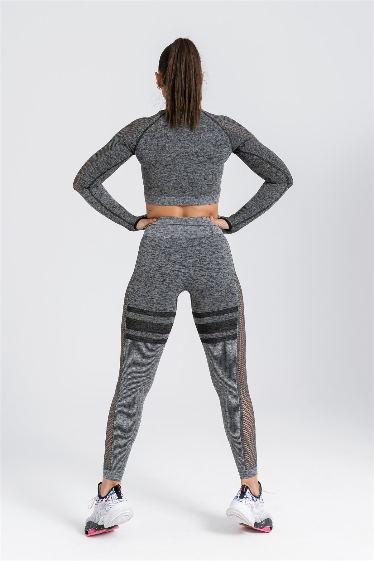 Gymwolves Kadın Uzun Kollu Dikişsiz Spor Tişört | Crop Tops | Siyah | Queen Serisi |