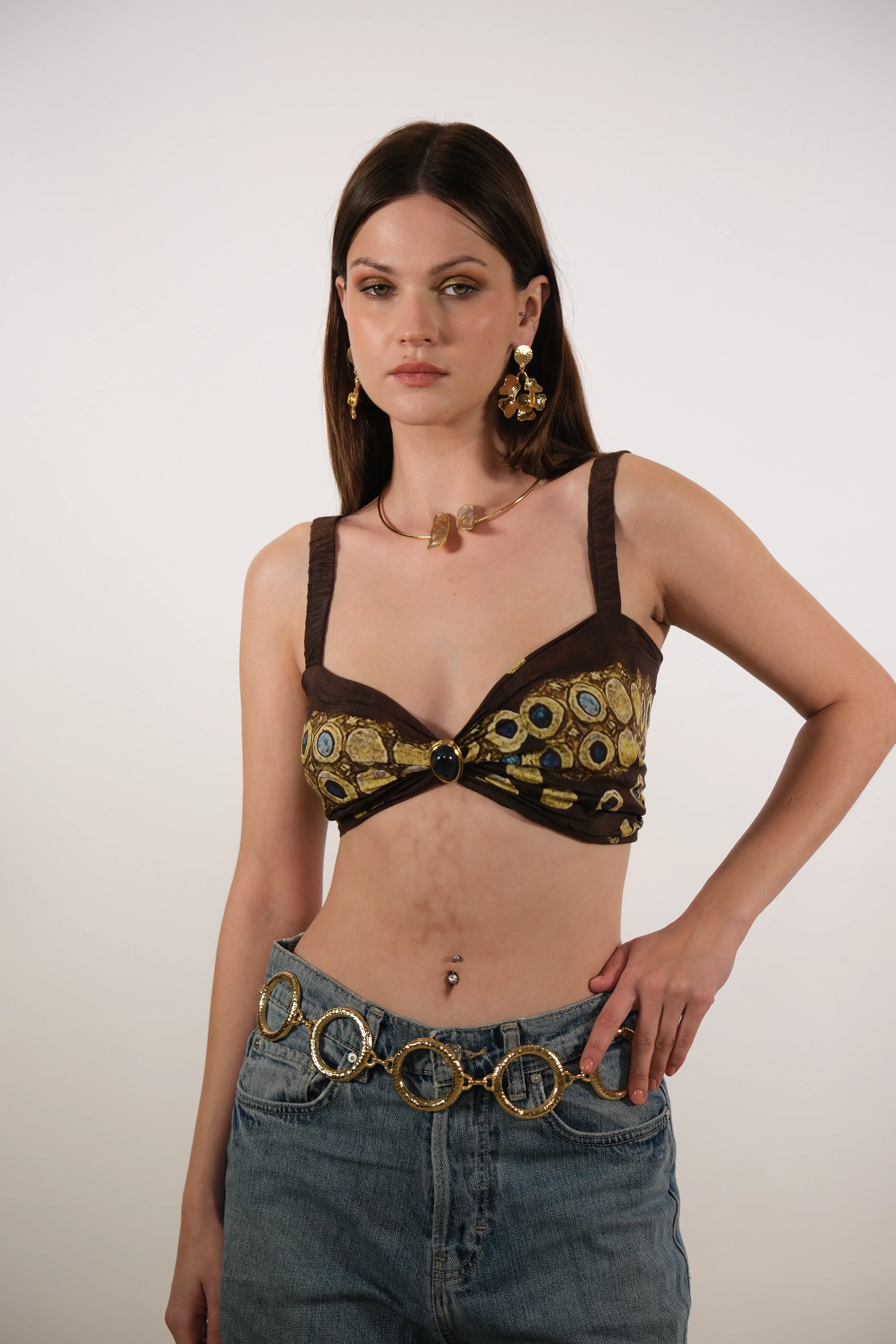 Altın kaplama tasarım çiçek küpe