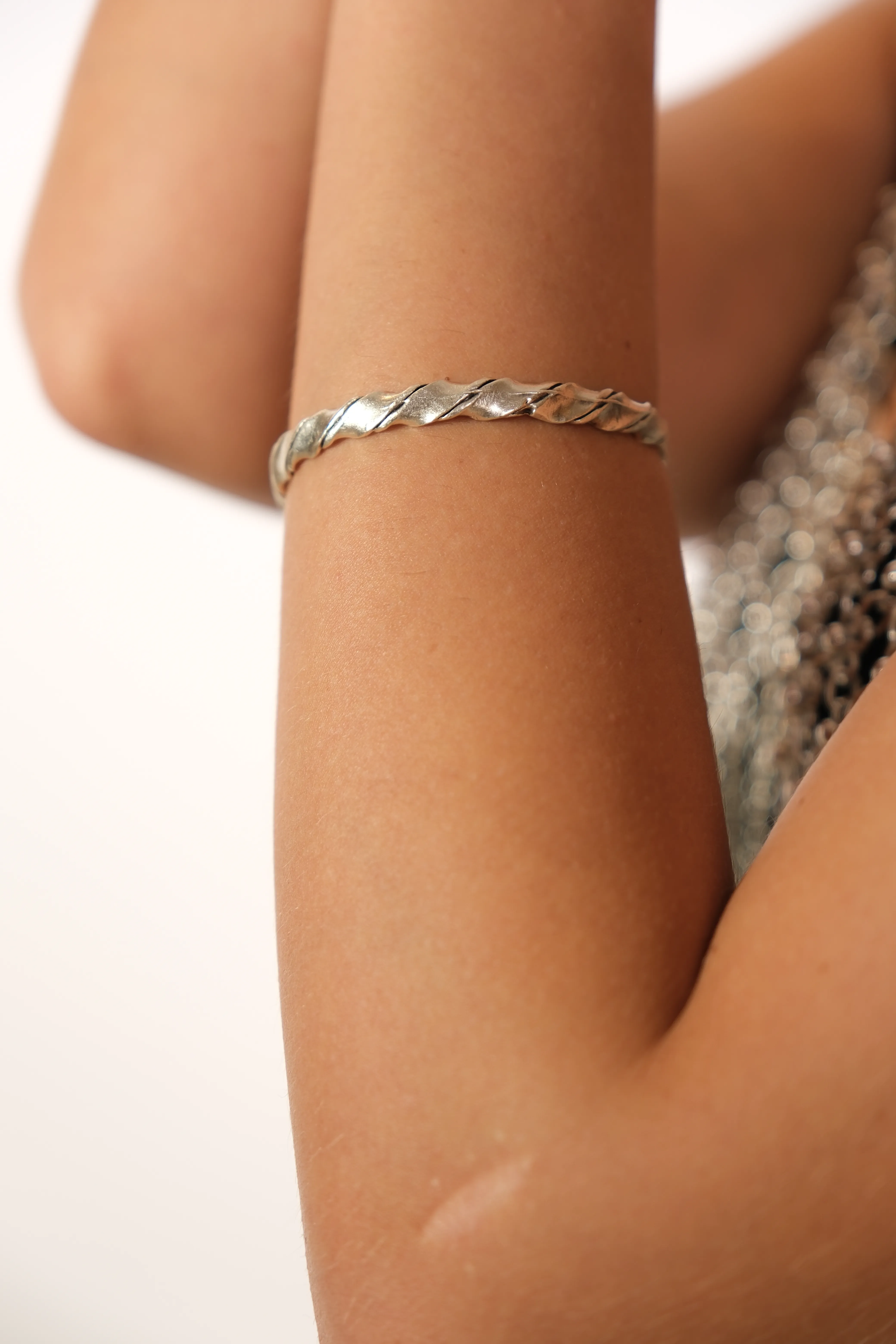 Gümüş kaplama burgu kelepçe