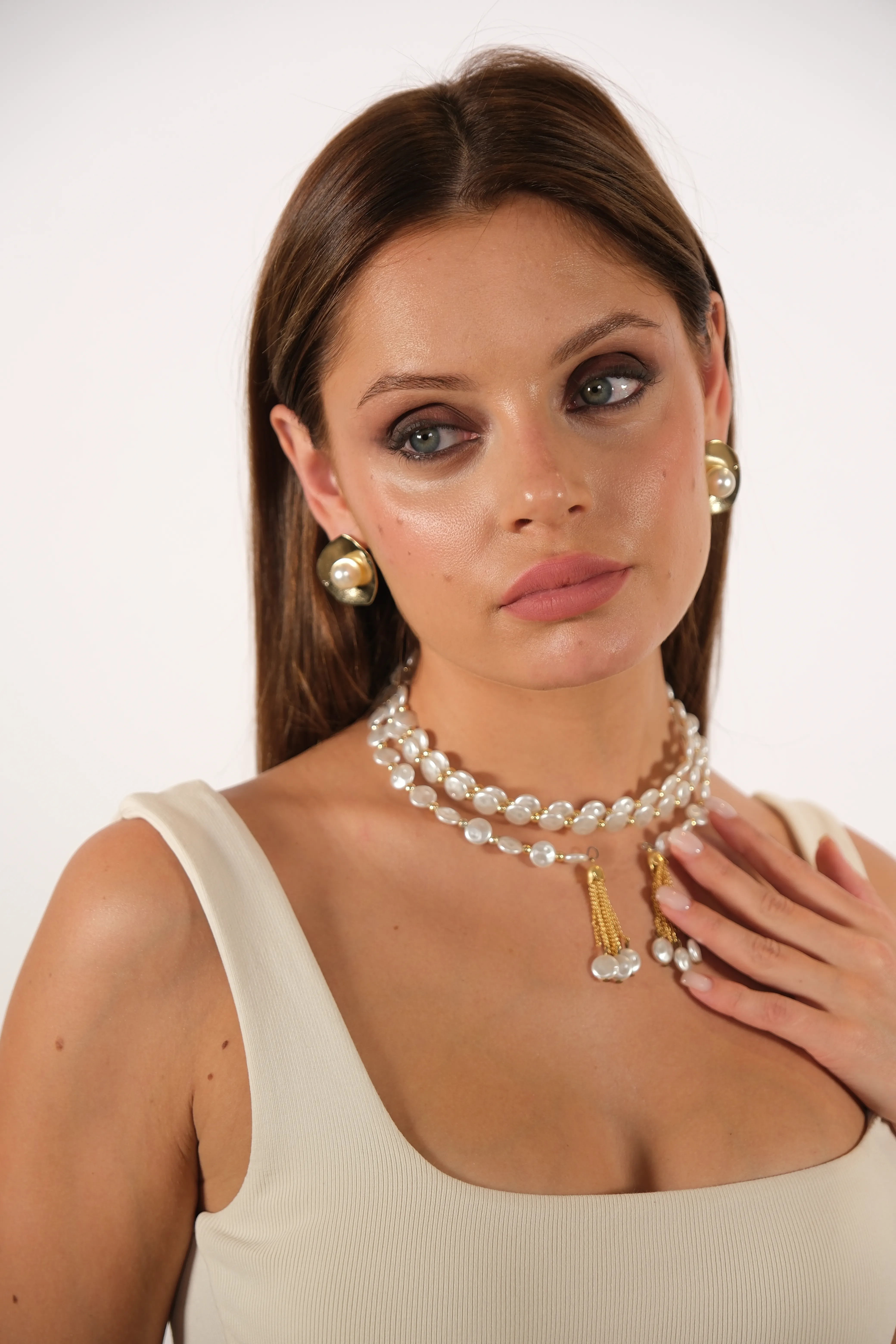 Altın kaplama inci detay tasarım küpe