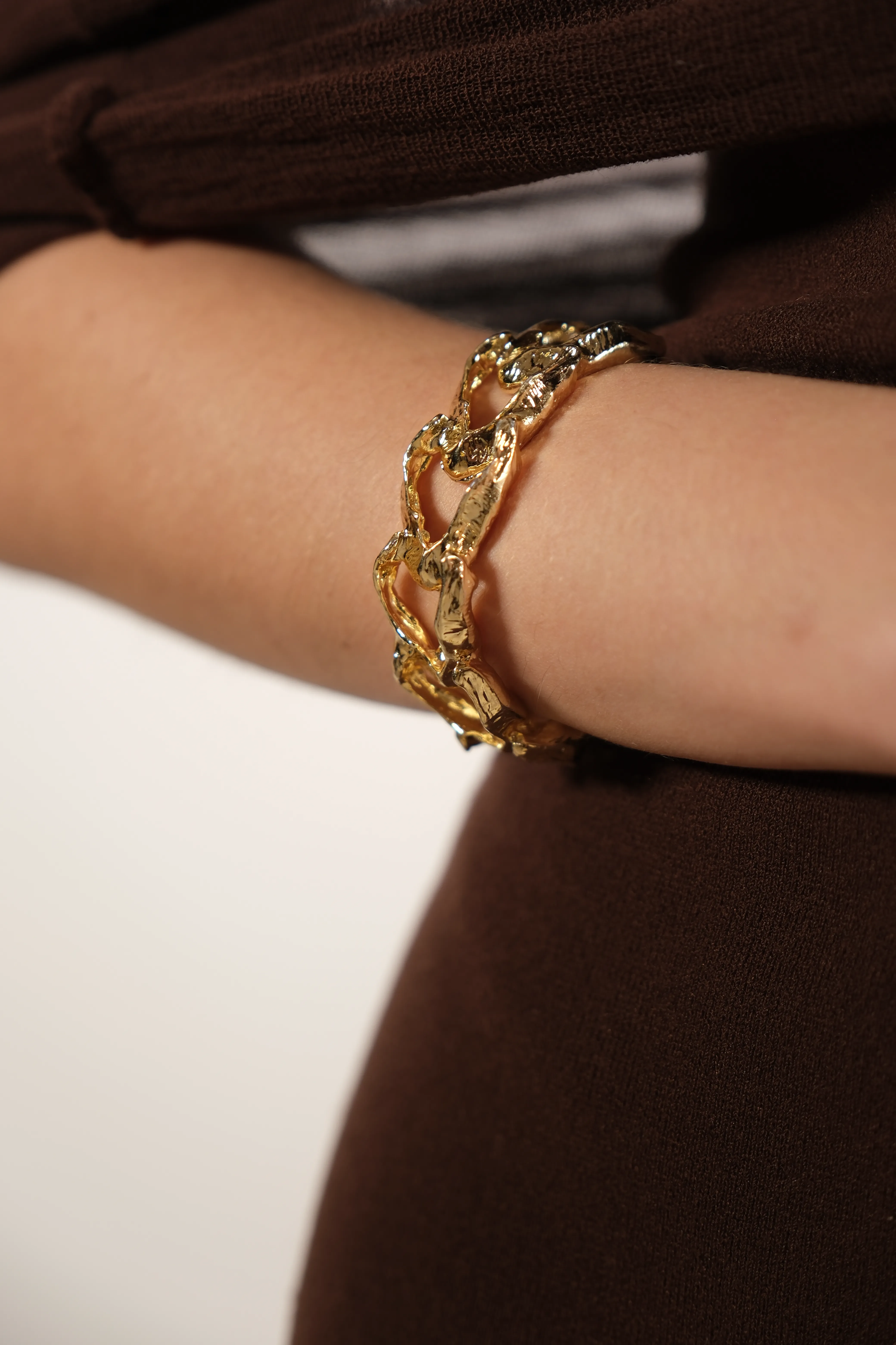 Altın kaplama örgü kelepçe