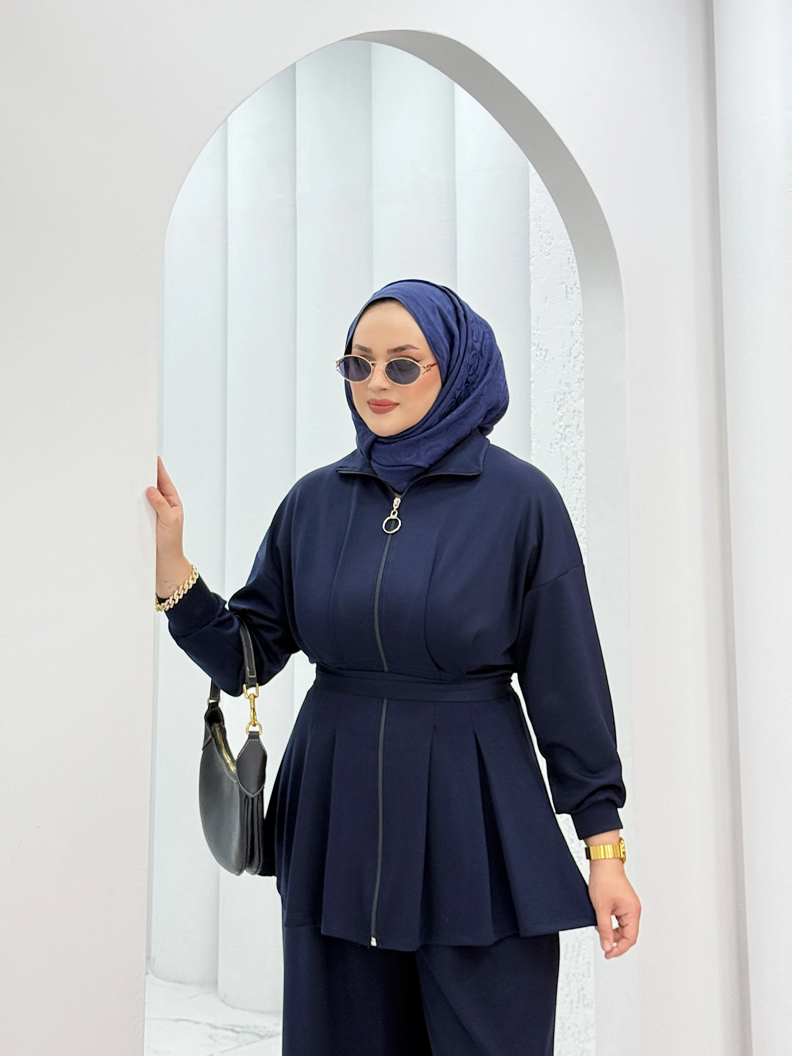 Pileli Kemerli Oysh Takım 1012