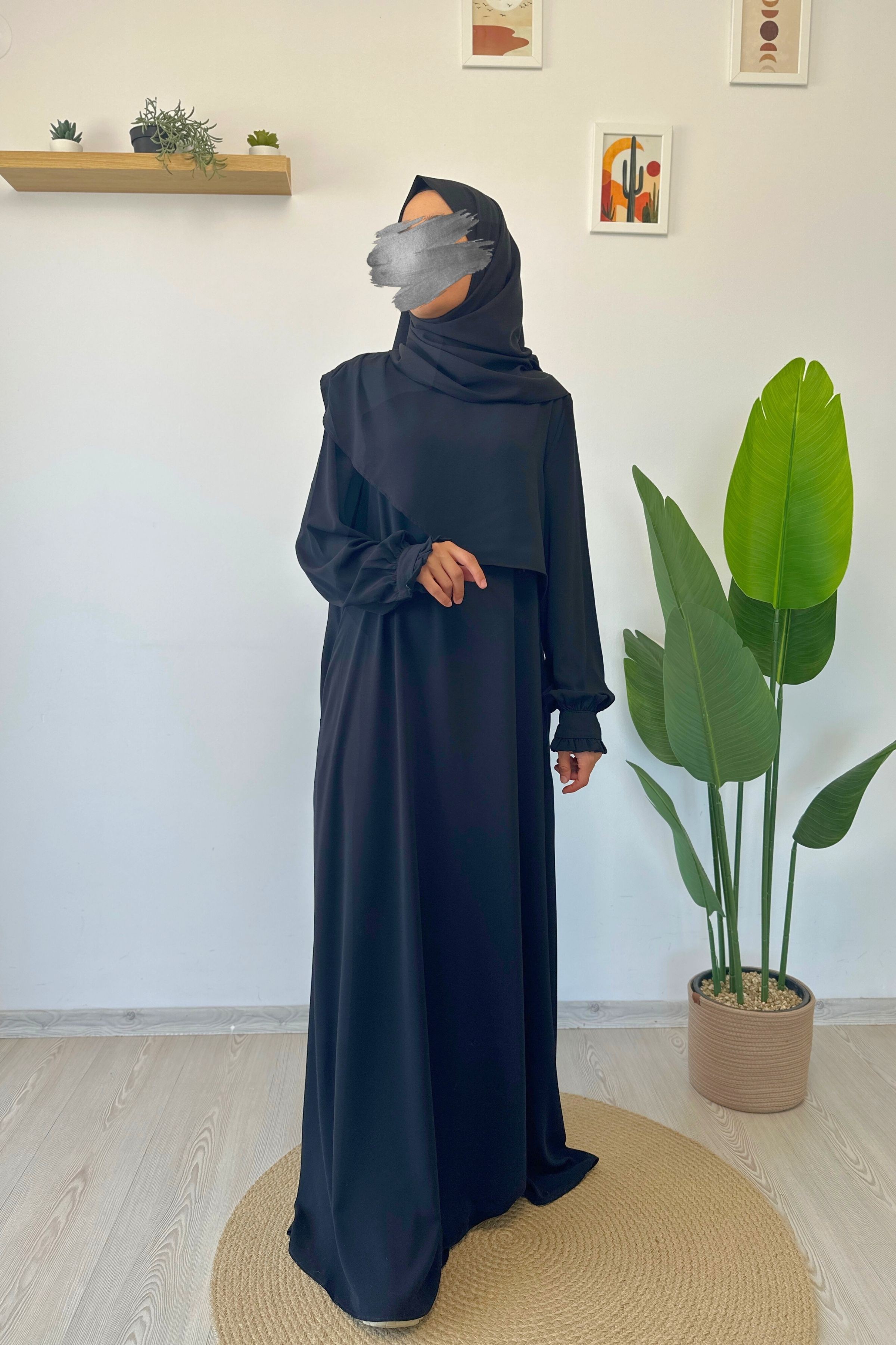 Ravza Ferace - Siyah